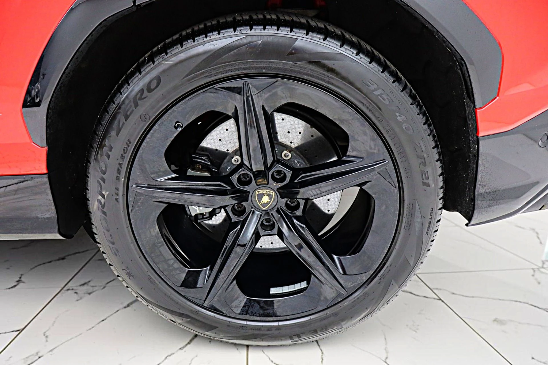mph048_3925534788_Used_2020_Lamborghini_Urus_787c6ddf0c