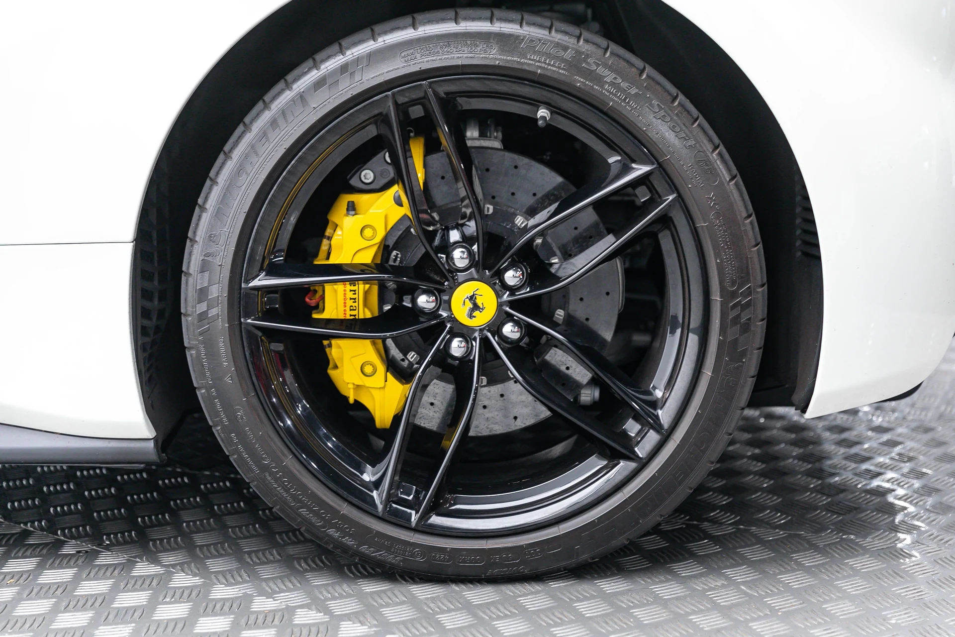 mph048_3959771615_b7b5dad5f2554a05a41bdede7c4301f8_505b126e41