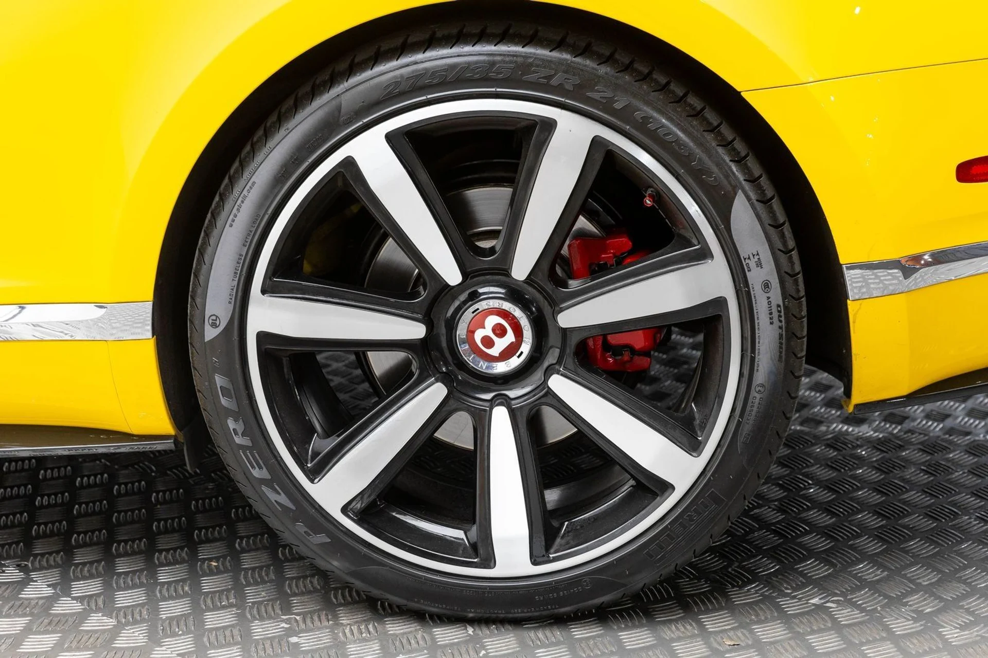 mph048_3963659061_49_7159e49e03