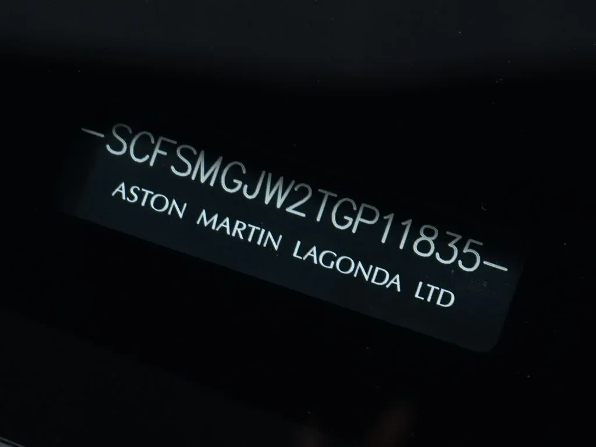 mph048_4007209004_f0b9379f4f9f8b80680f688e6d28bd3f_6e779a72be