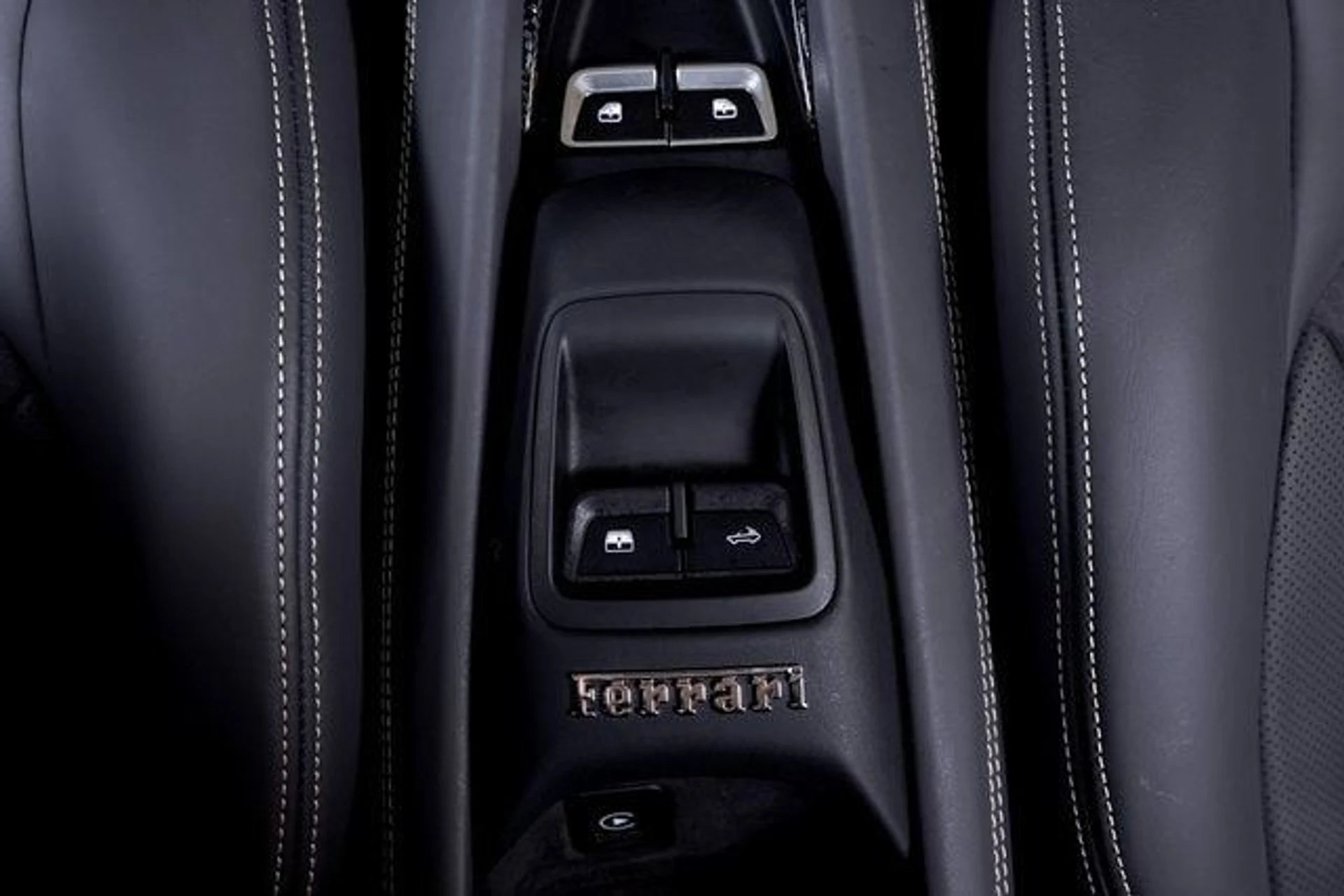 mph048_4030211993_8b0b74f2a00a79a3b2cda7c53dce5ea2x_9c21d02506