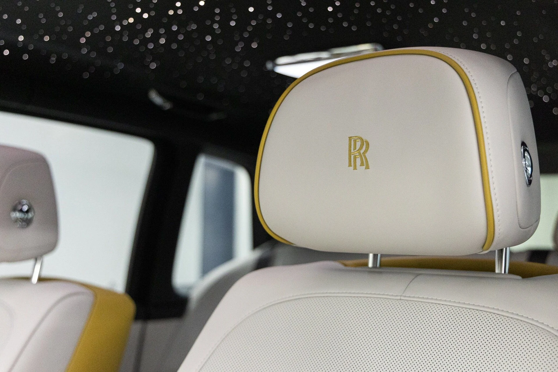 mph048_4043227992_315dceb2a44b513f1635f2b18a9f7f32x_828ae1bf7d