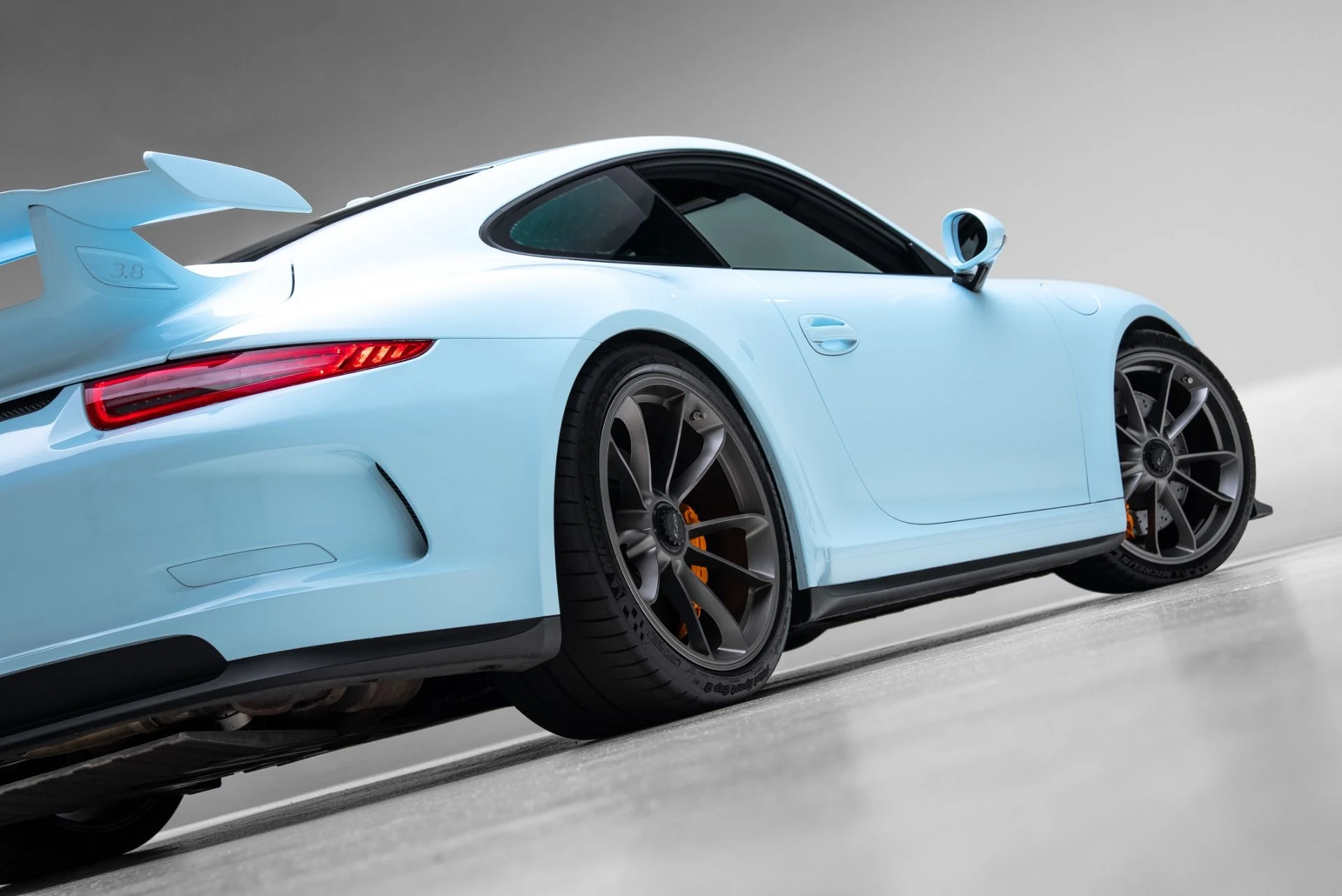 mph048_409458455_Used_2015_Porsche_911_GT_3_1774894965_00b1cef3c9