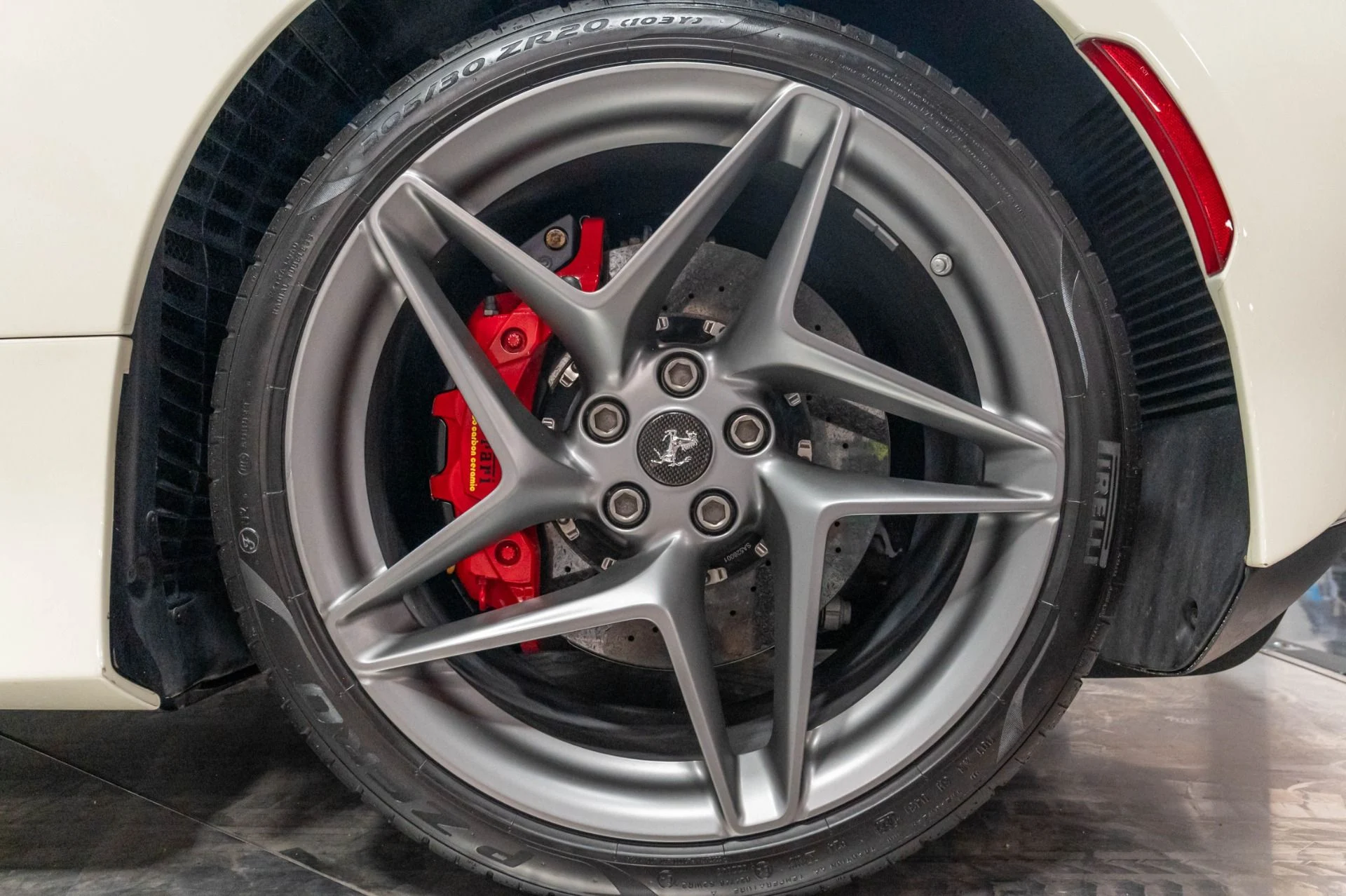 mph048_4097425911_Used_2021_Ferrari_F8_Spider_Base_1786140517_f3a7816b70