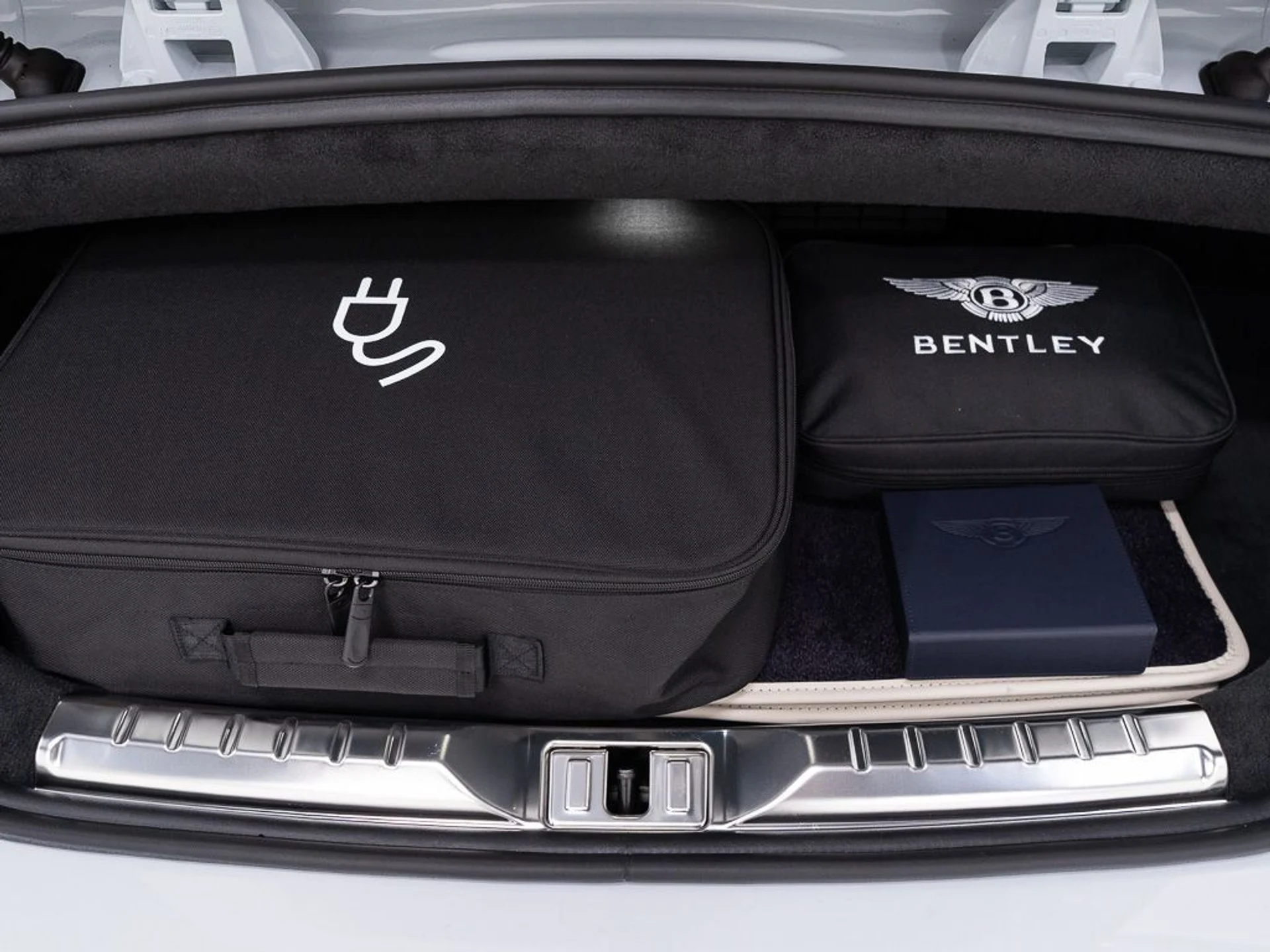 mph048_4129866209_29e7a6a9cf5105642251b021b8bde1b8_44c144152e