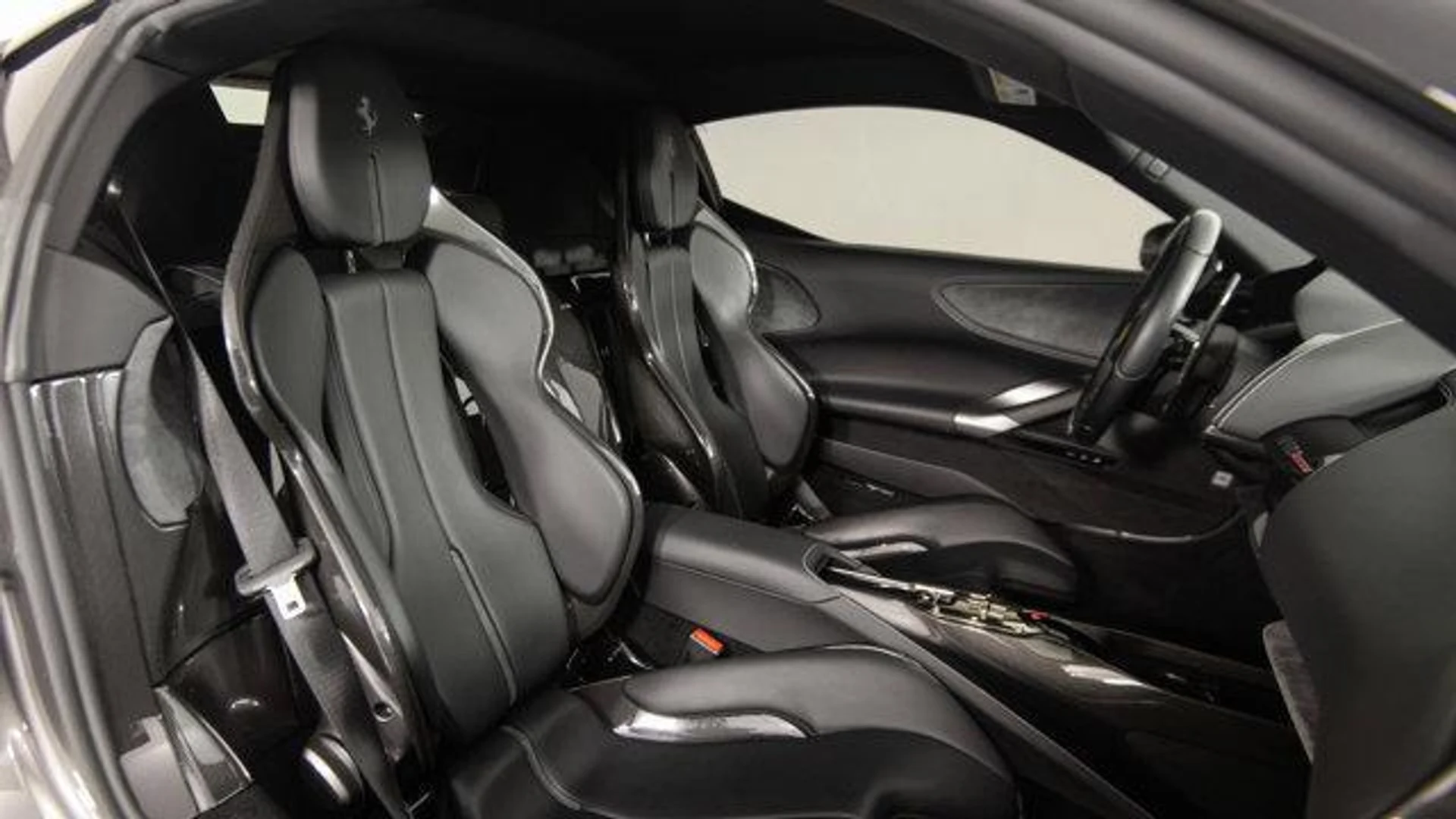 mph048_4140612025_6a_R0nh4h_R32ya_VG_Tqe_NROEXO_Egk_f4fa609d29