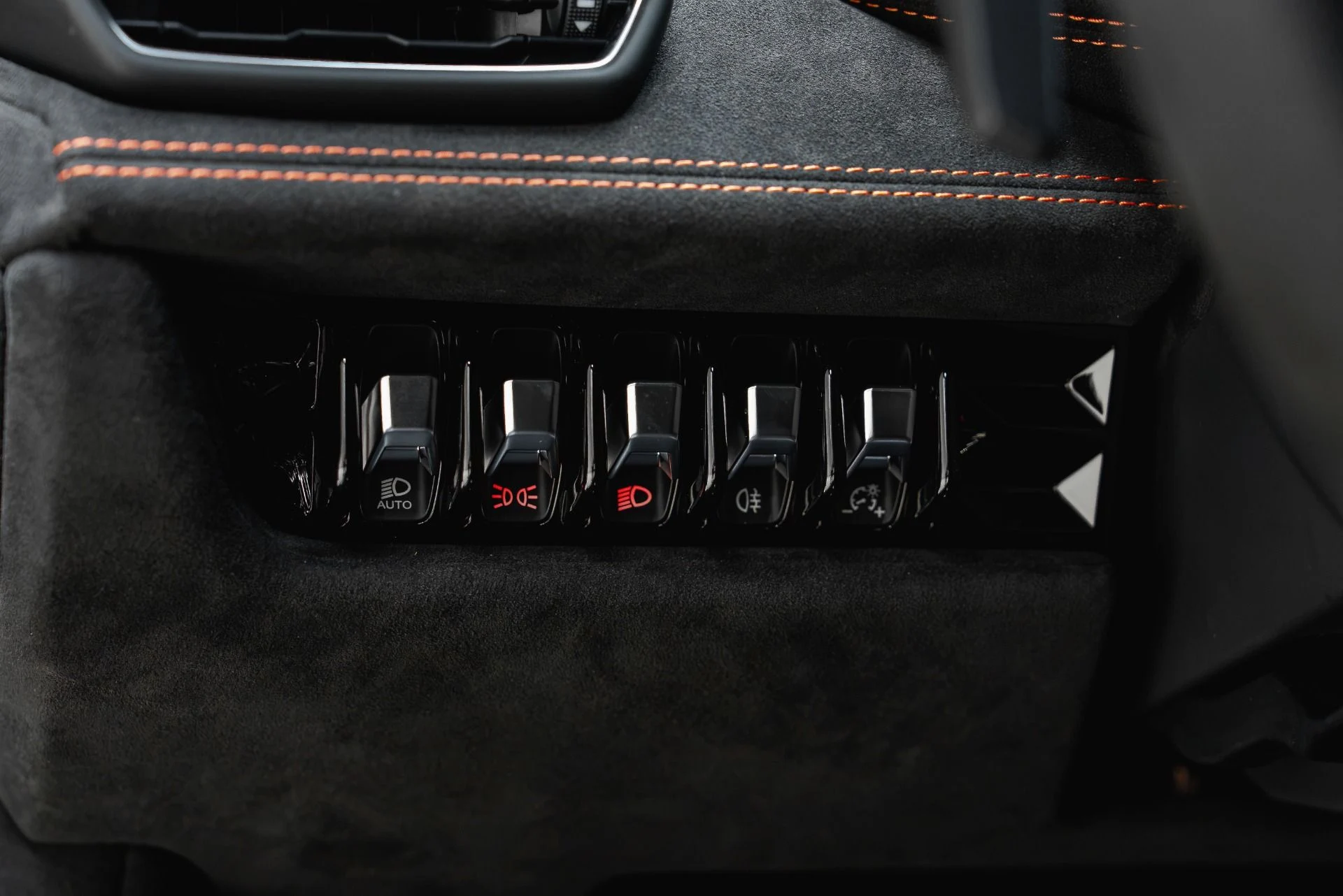 mph048_4147327883_Used_2024_Lamborghini_Huracan_Sterrato_1786041532_1146c6bfb2