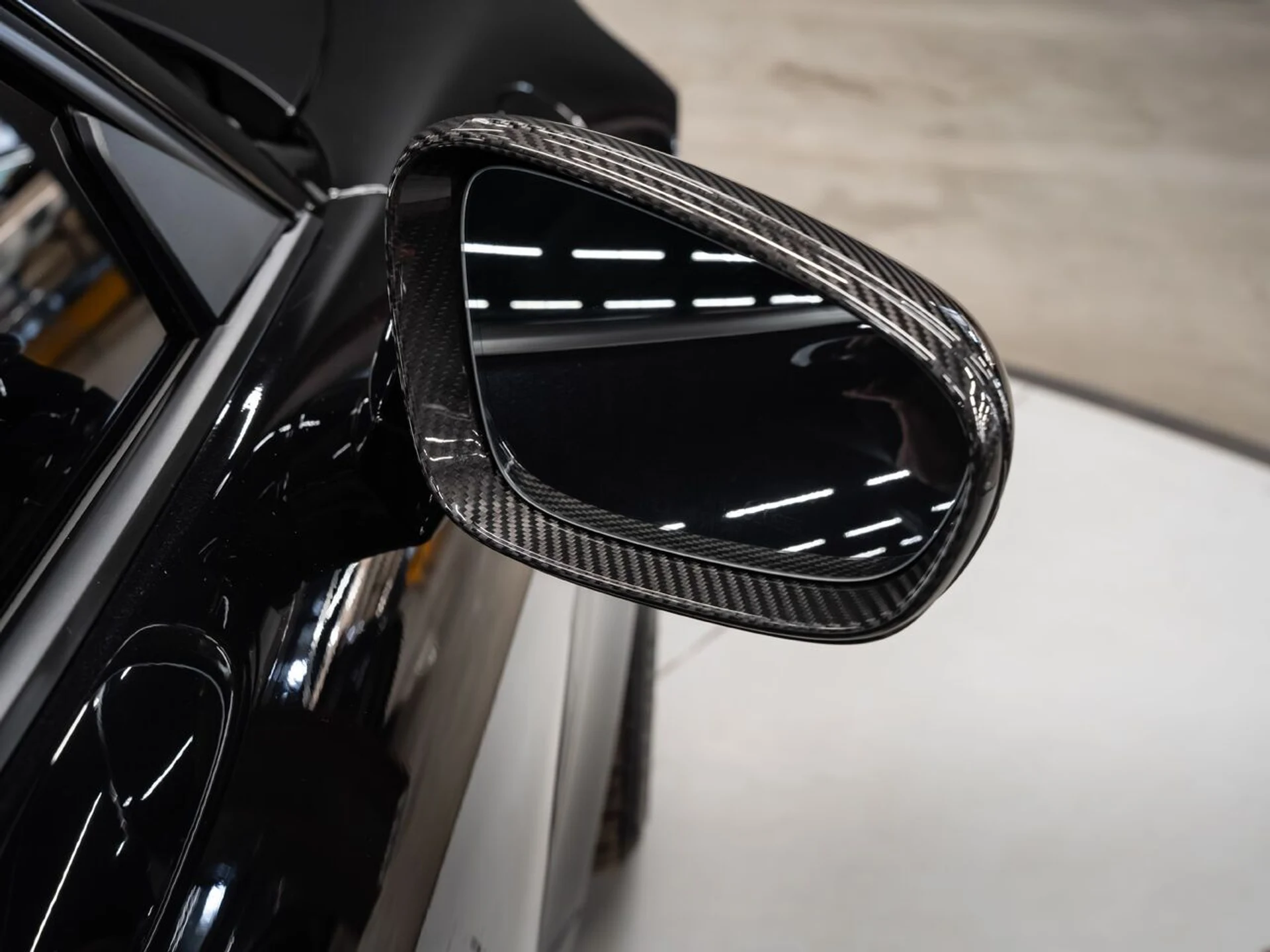 mph048_414887391_porsche_911_2022_494b366532