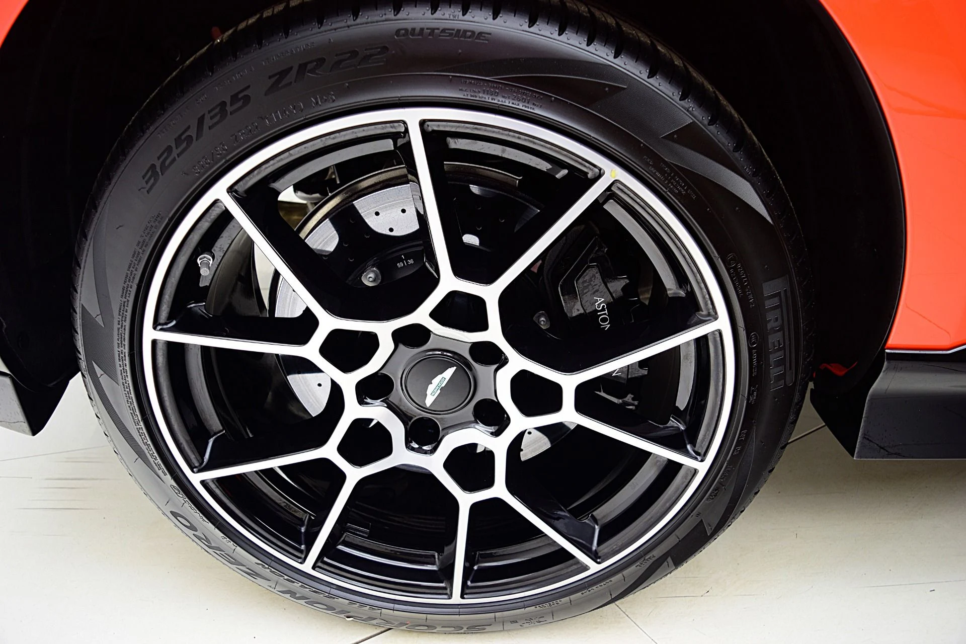 mph048_4150687785_New_2025_Aston_Martin_DBX_707_9441e36a54