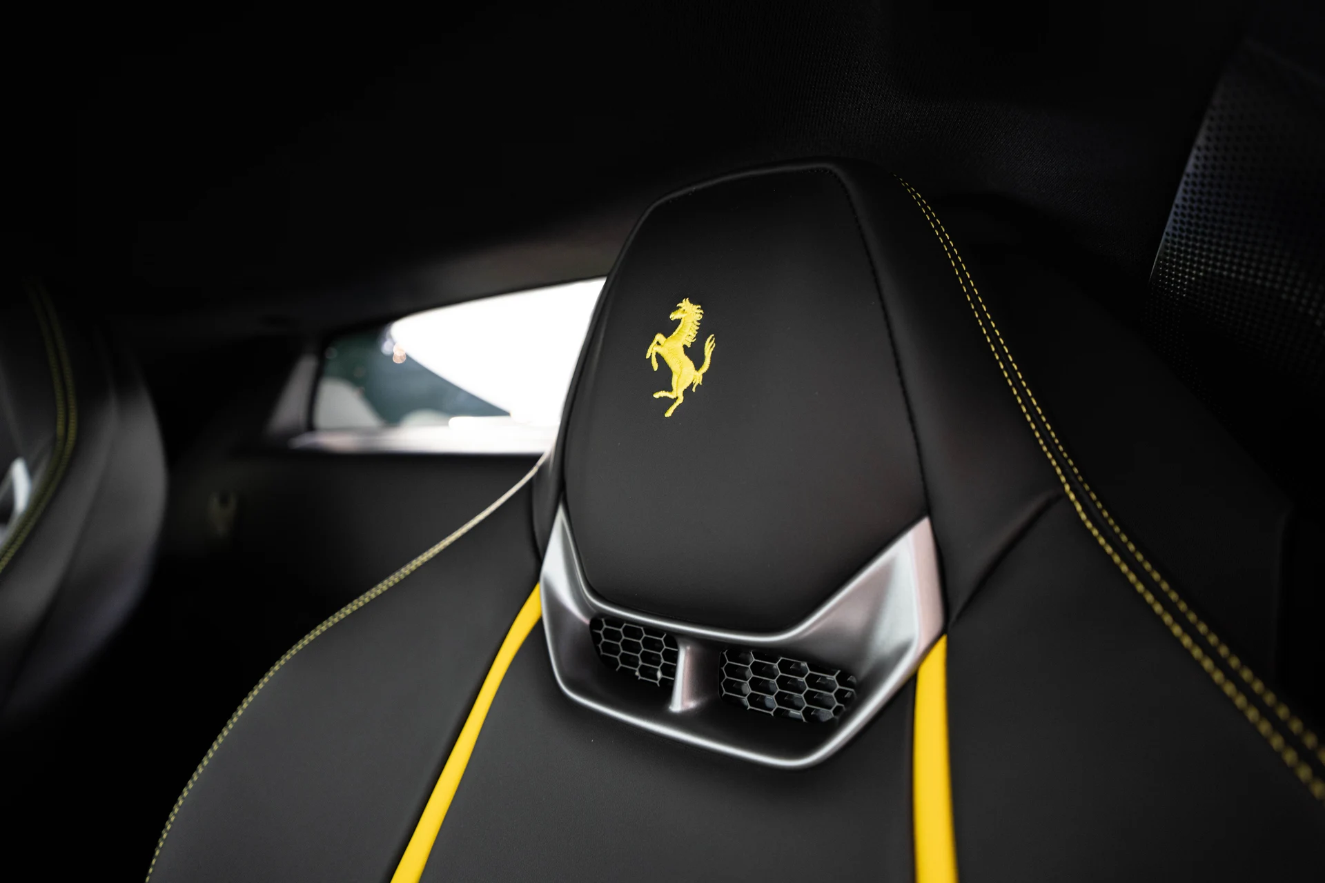 mph048_4185263202_2435287debb8b6fb19aac72e69129a4a_f7880c3254