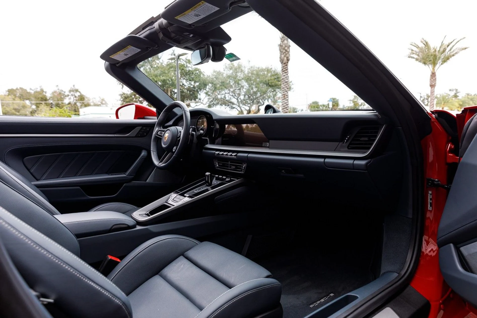 mph048_4187831331_644_p52_l_c23165b81b