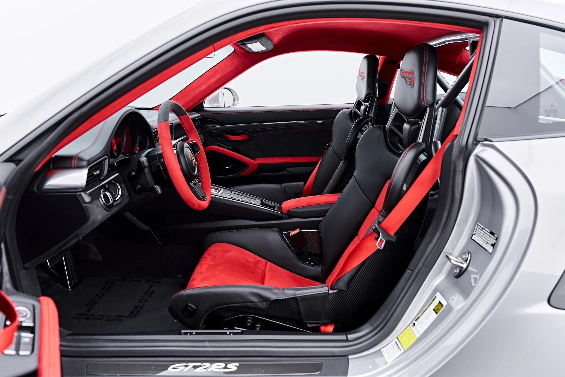 mph048_4206693746_Used_2019_Porsche_911_GT_2_RS_1788559249_5b98fdea4f