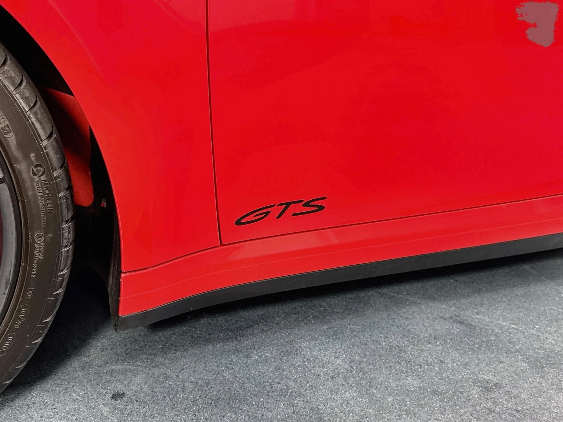 mph048_4218684482_Used_2024_Porsche_911_Carrera_GTS_1787948913_00487b7ef1