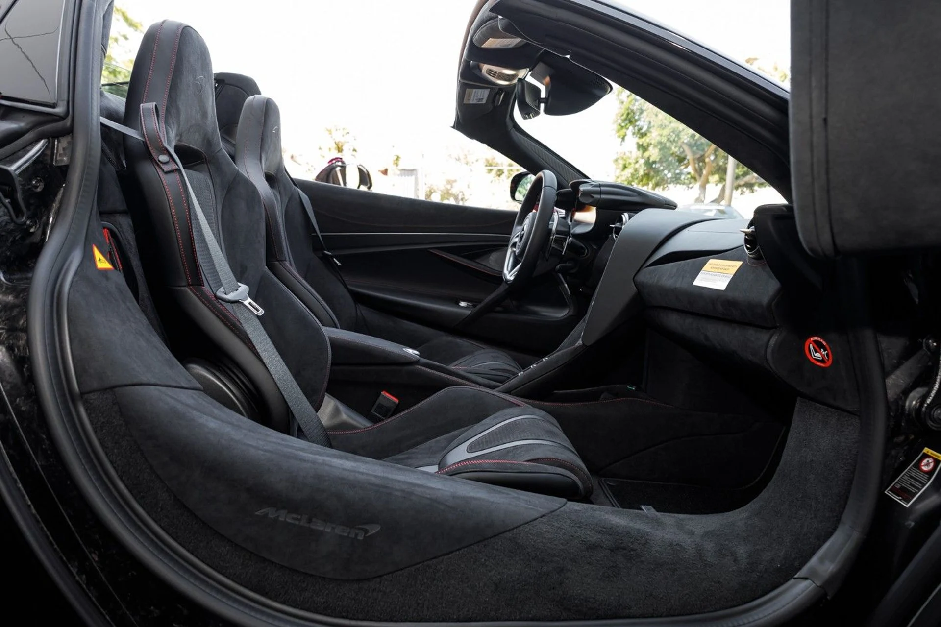 mph048_4230705613_677_p68_l_029701ad1c