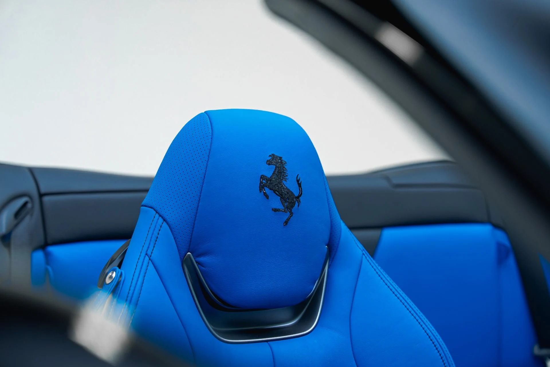 mph048_4240727179_Used_2019_Ferrari_Portofino_1788478083_45c43e2197