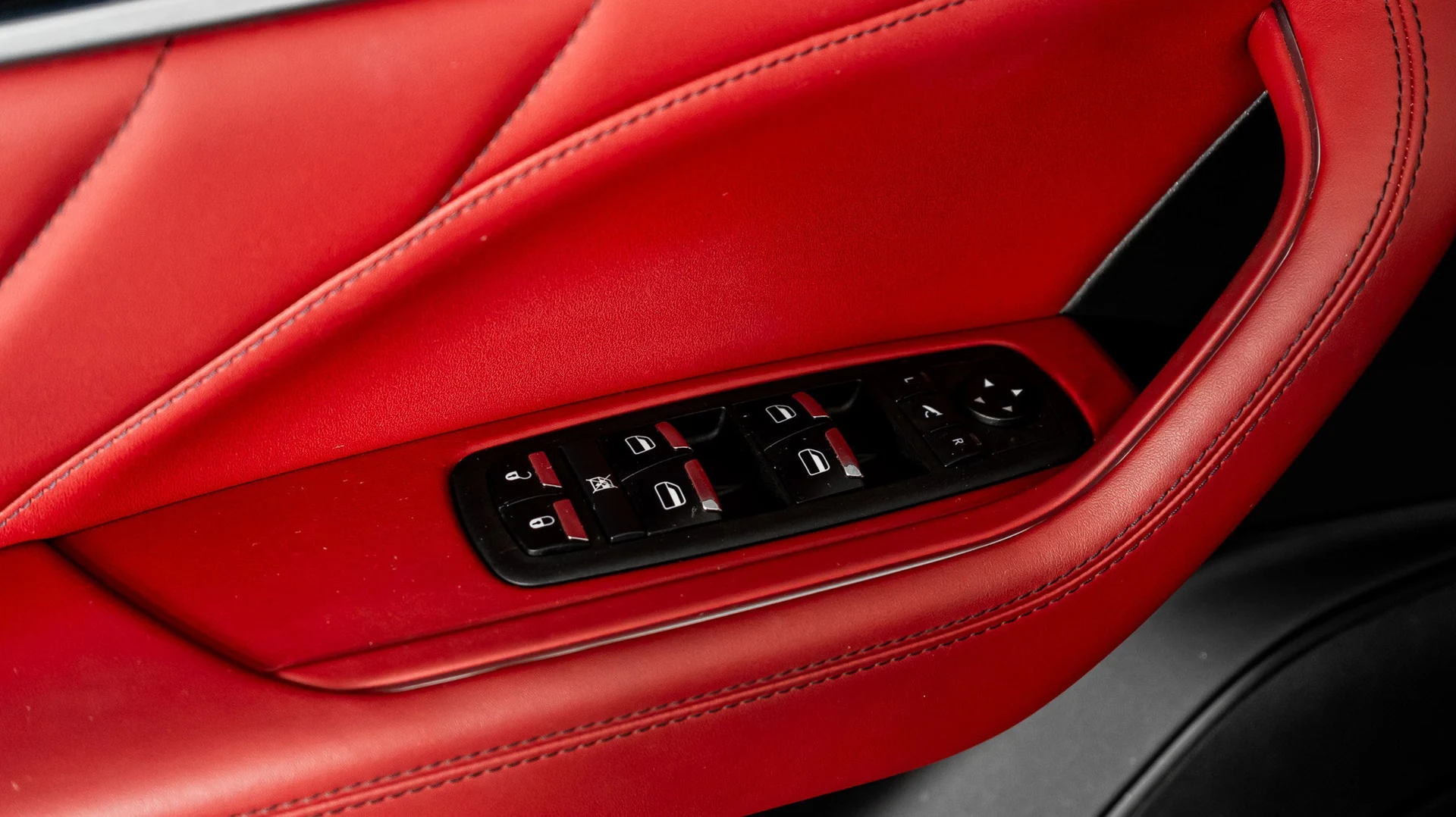 mph048_4243711625_content_homenetiol_com_2001243_2130496_0x0_4616b9e1a3884650a28533b0c60a4567_4ec8f84425