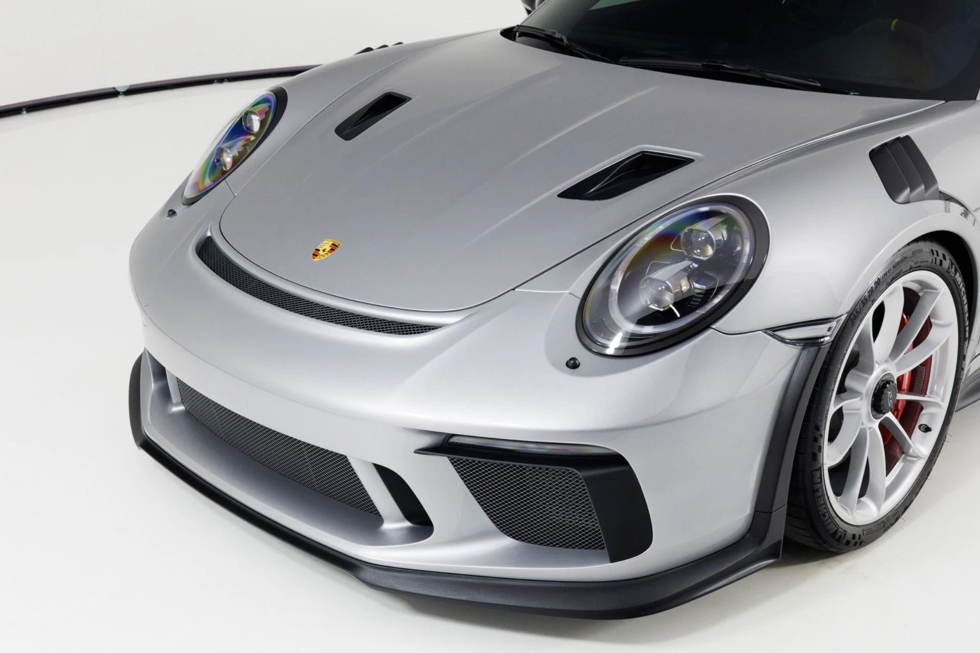mph048_4247433069_Used_2019_Porsche_911_GT_3_RS_1778792364_096bd6d9ff