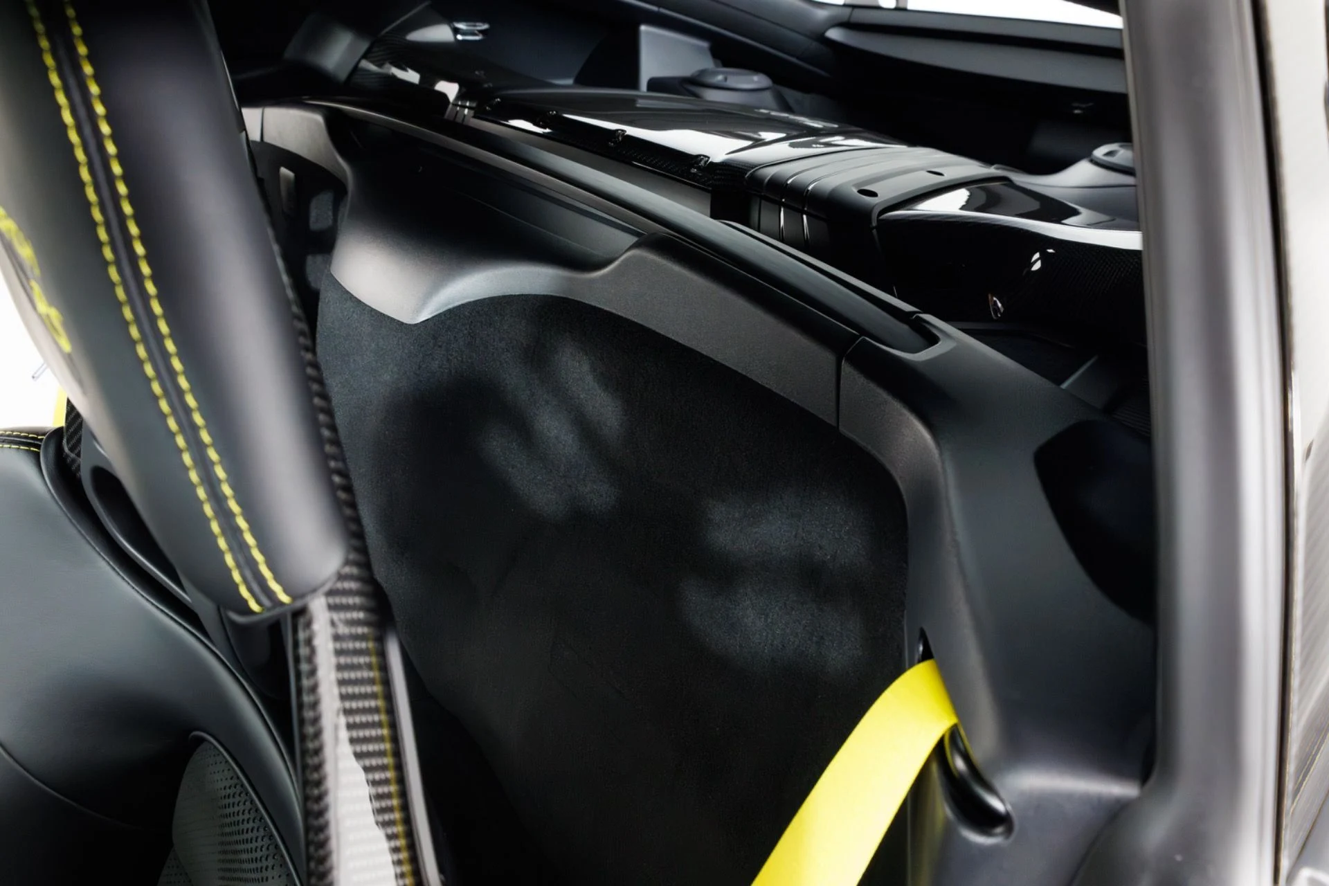 mph048_4271434155_Used_2025_Porsche_718_Cayman_GT_4_RS_1774365227_c63a4636c5