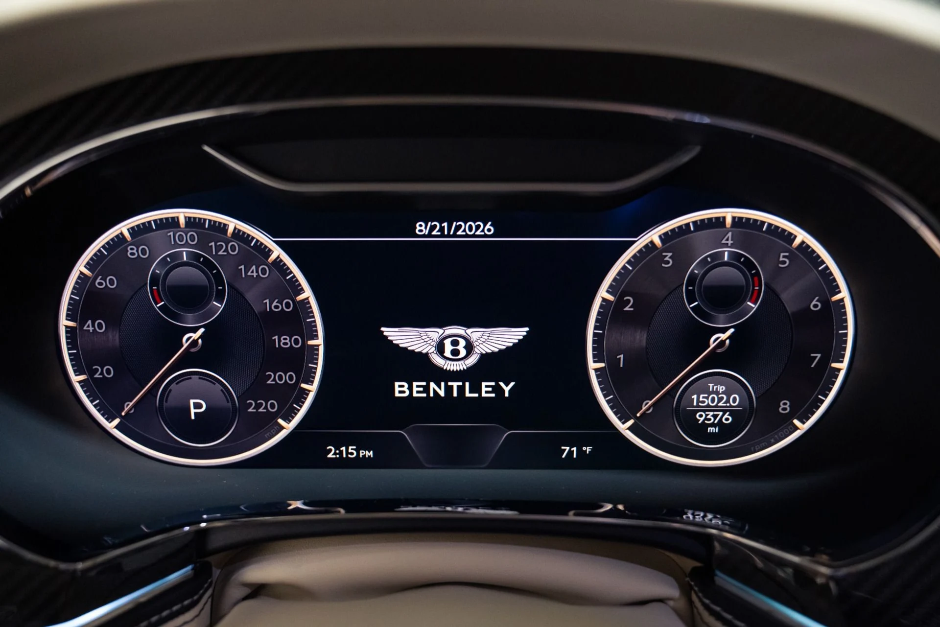 mph048_4272523412_Used_2023_Bentley_Flying_Spur_Azure_1787341097_653e310e79