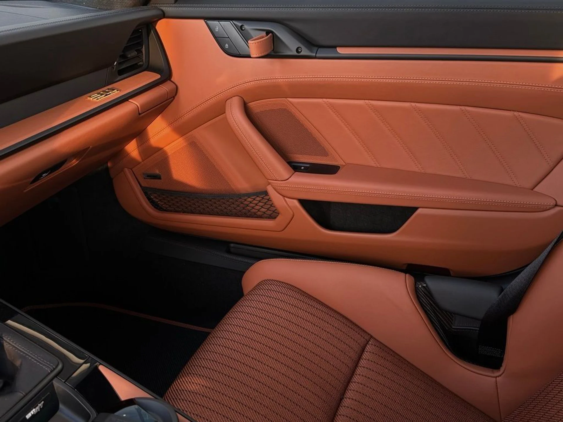 mph048_4275167616_0d4816a42832686d7ecb7a19c4afc638_3485bc43f3