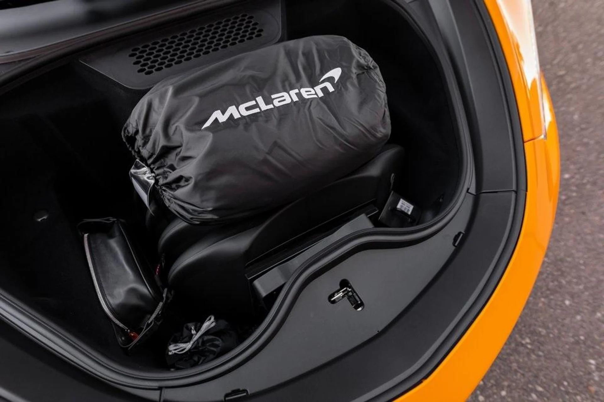 mph048_4280579662_Used_2025_MCLAREN_GTS_1721509536_953166e64f