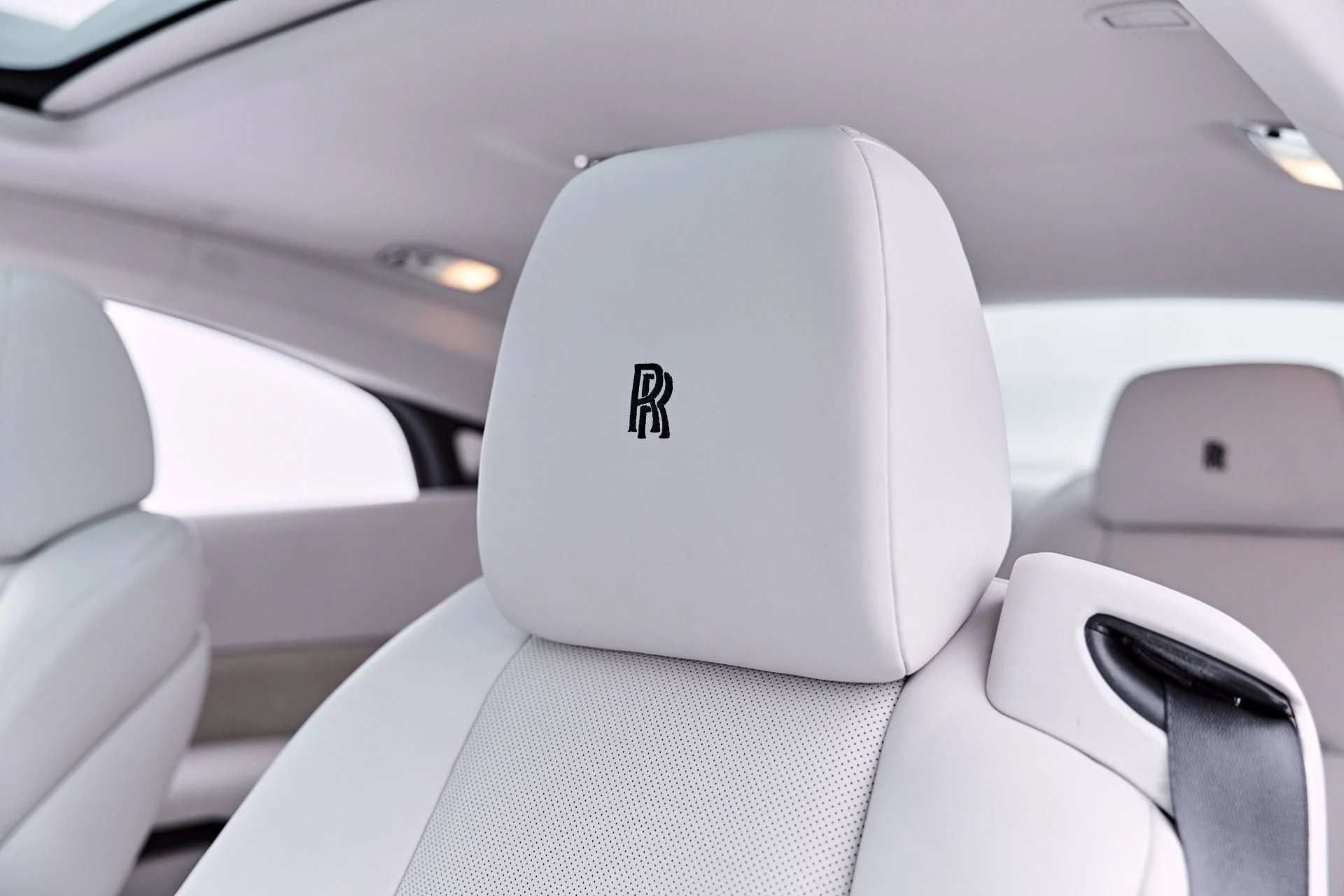 mph048_4288929832_Used_2014_Rolls_Royce_Wraith_Base_1782842443_9705d74c9c