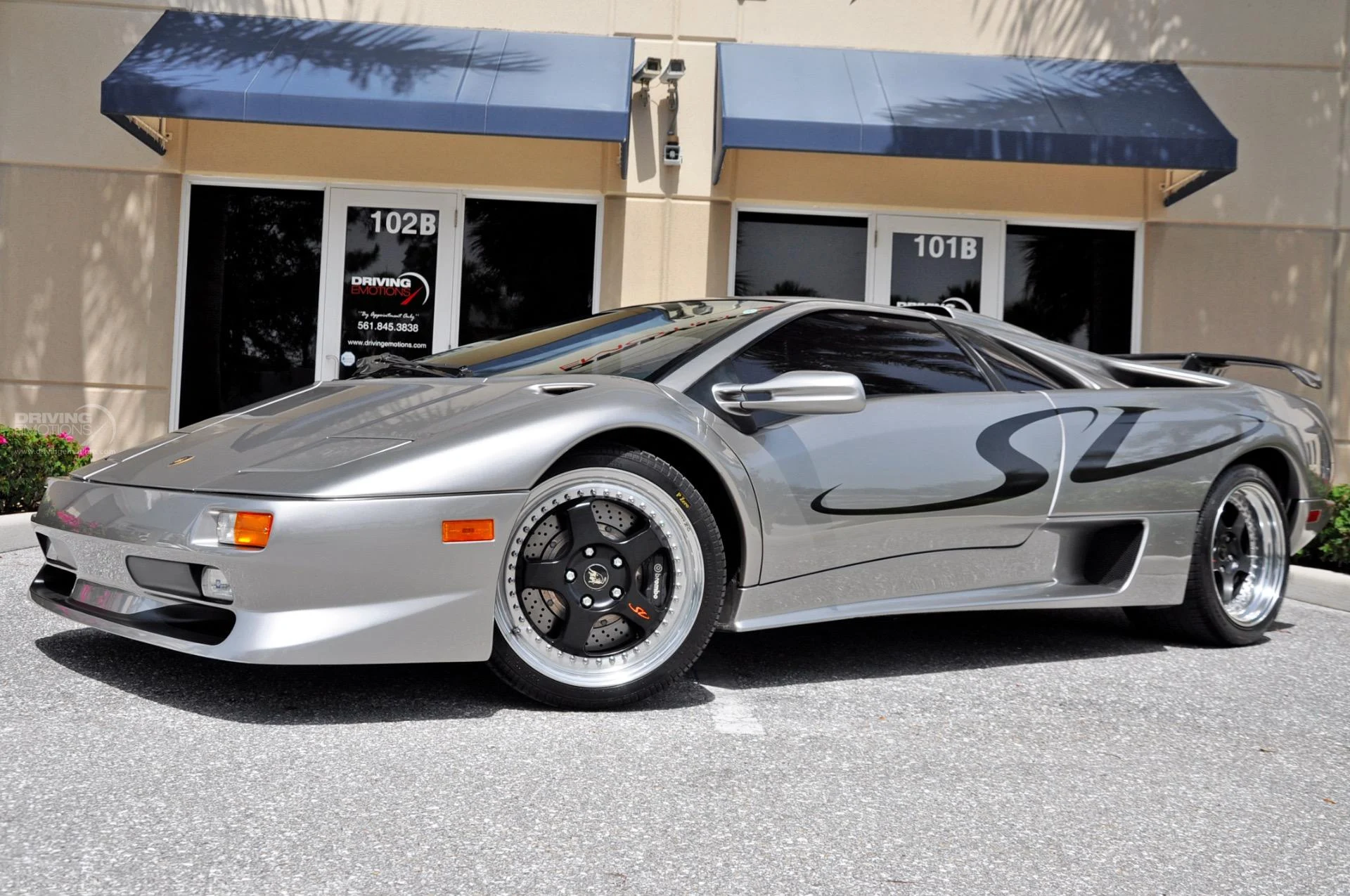 mph048_43032690_192_p49_l_f36d6d1dbb