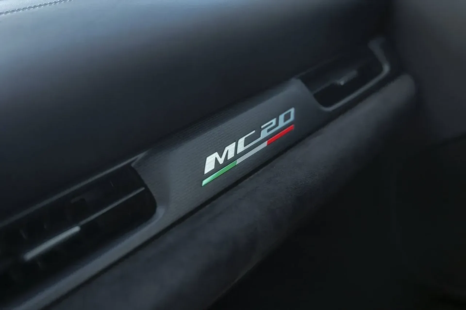 mph048_430984216_16434fc7abc845c69c653551b528c42f_ca4f91c7b5