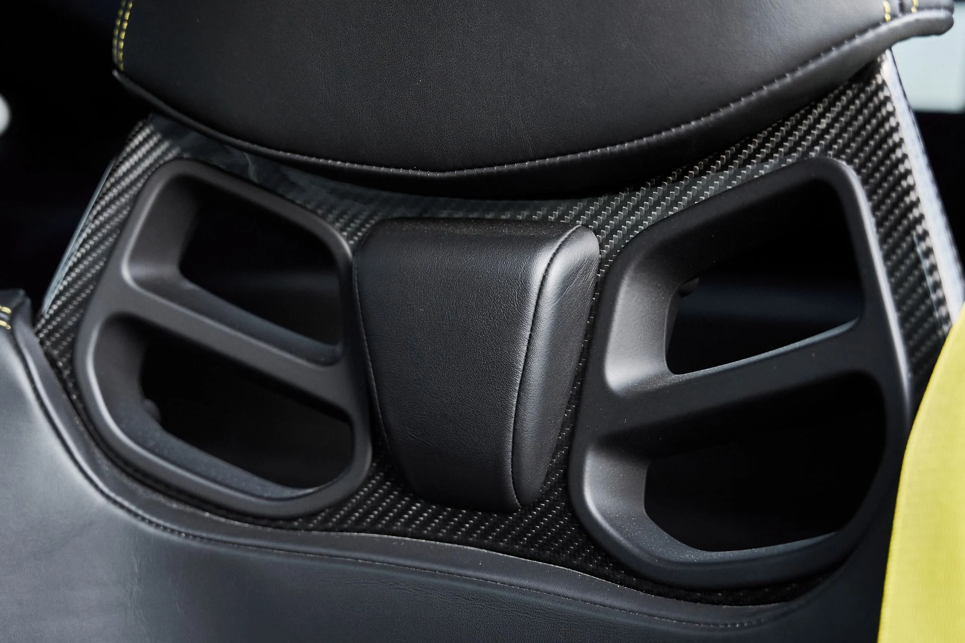 mph048_436931105_Used_2024_Porsche_911_GT_3_RS_1766112799_c5a3aaaeef