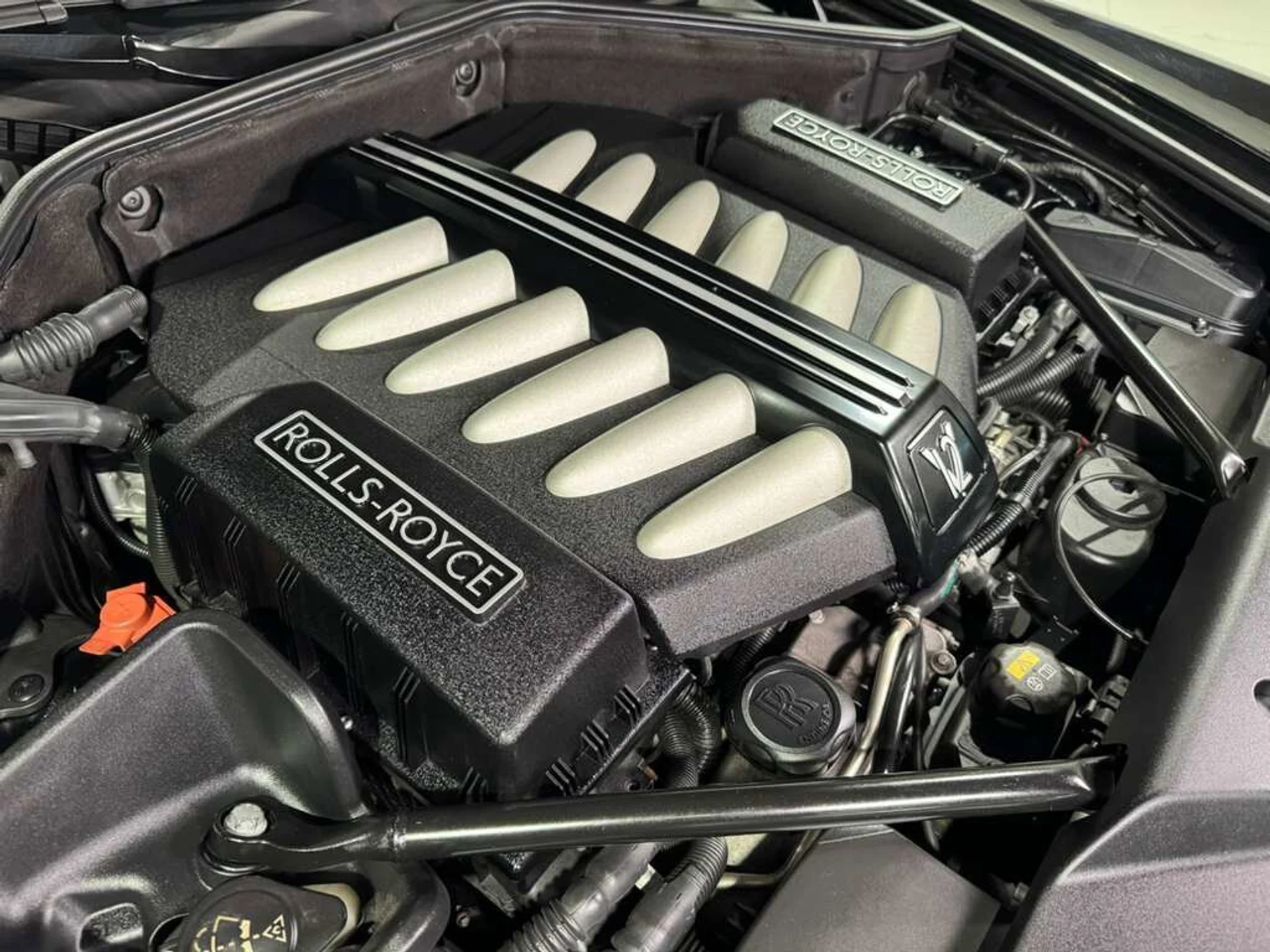 mph048_503233643_8882e16bb90cc161aa9b39d6f420cc75_739697c9d7