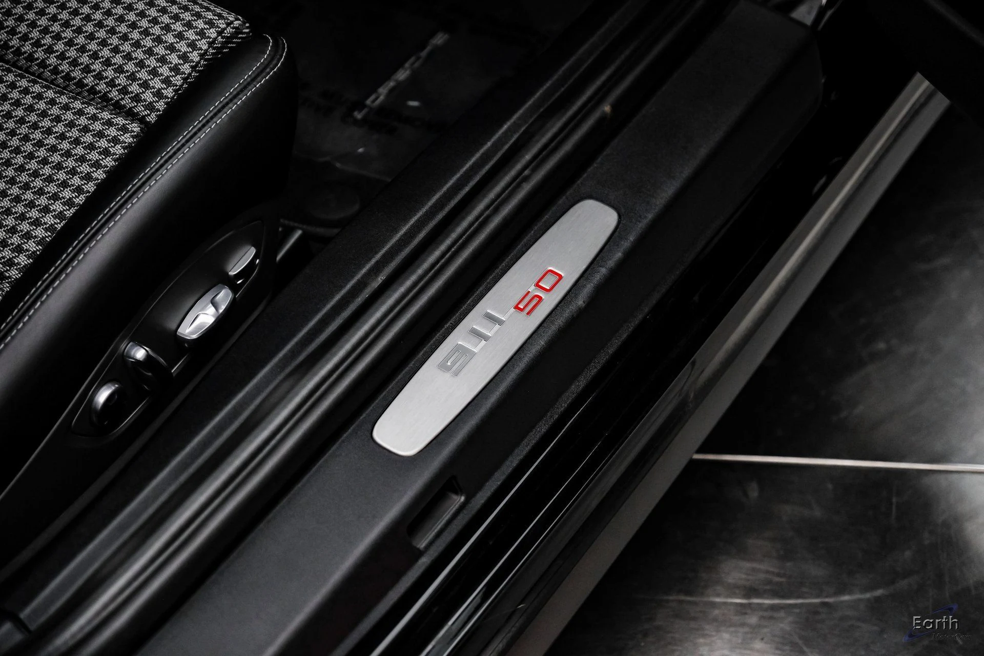 mph048_519582068_4551d9a54d6a92c3bf585bf4baf650ccx_e3f790c0e1