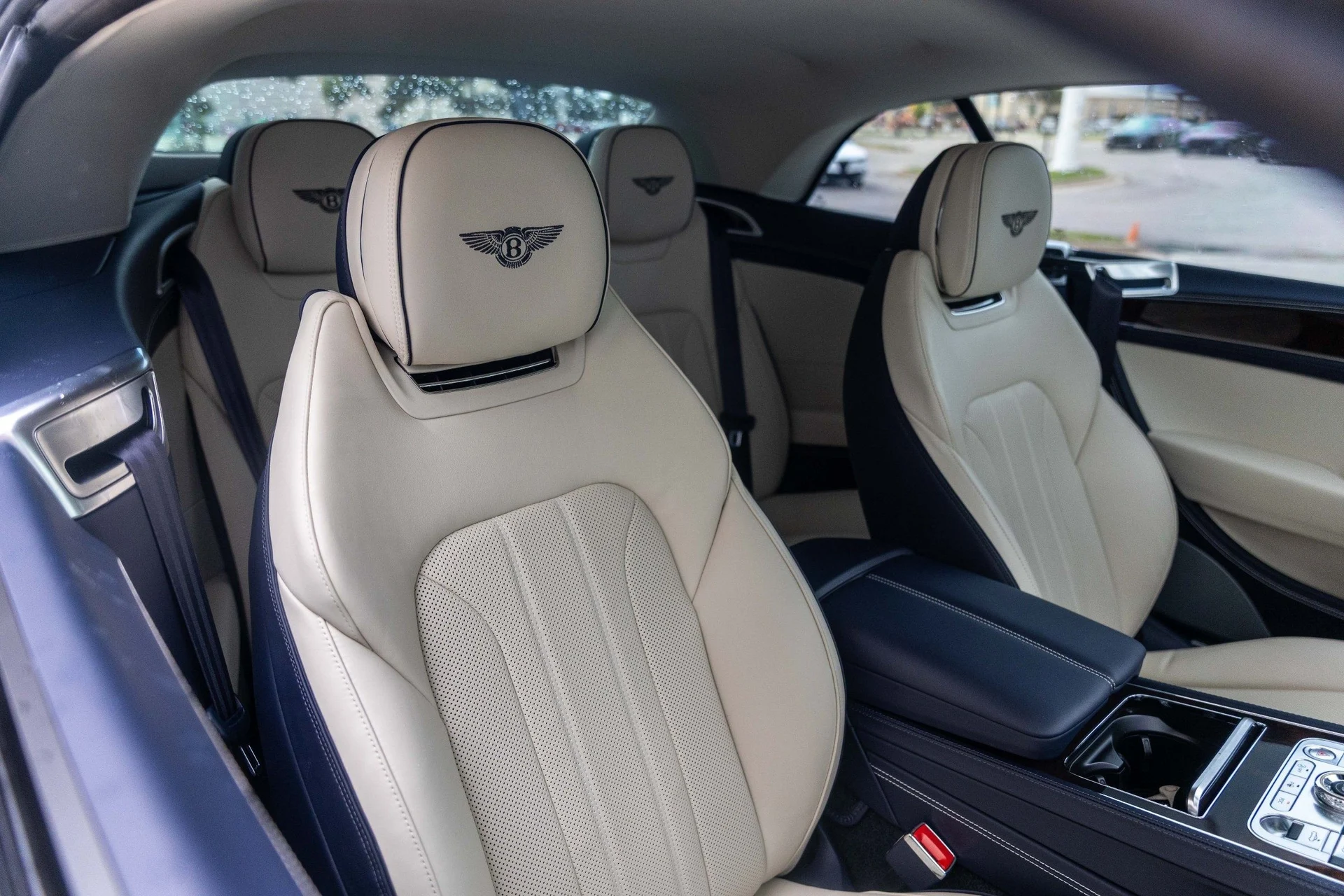mph048_524240803_Hi_Tech_Luxury_Imports_LLC_SCBDG_4_ZG_1_PC_008673_image_48_ad052a03dd