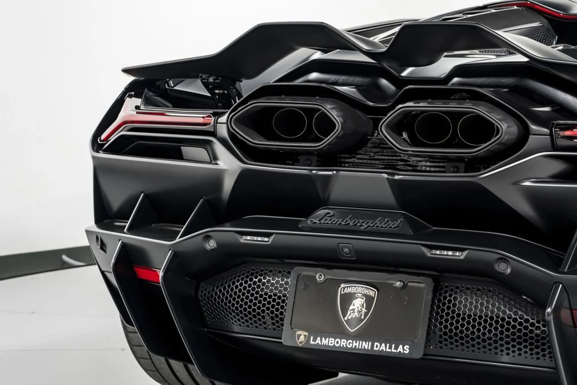 mph048_53103604_28b6058f012cd0dfd5cd73b4e4c8930bx_e994f11e48