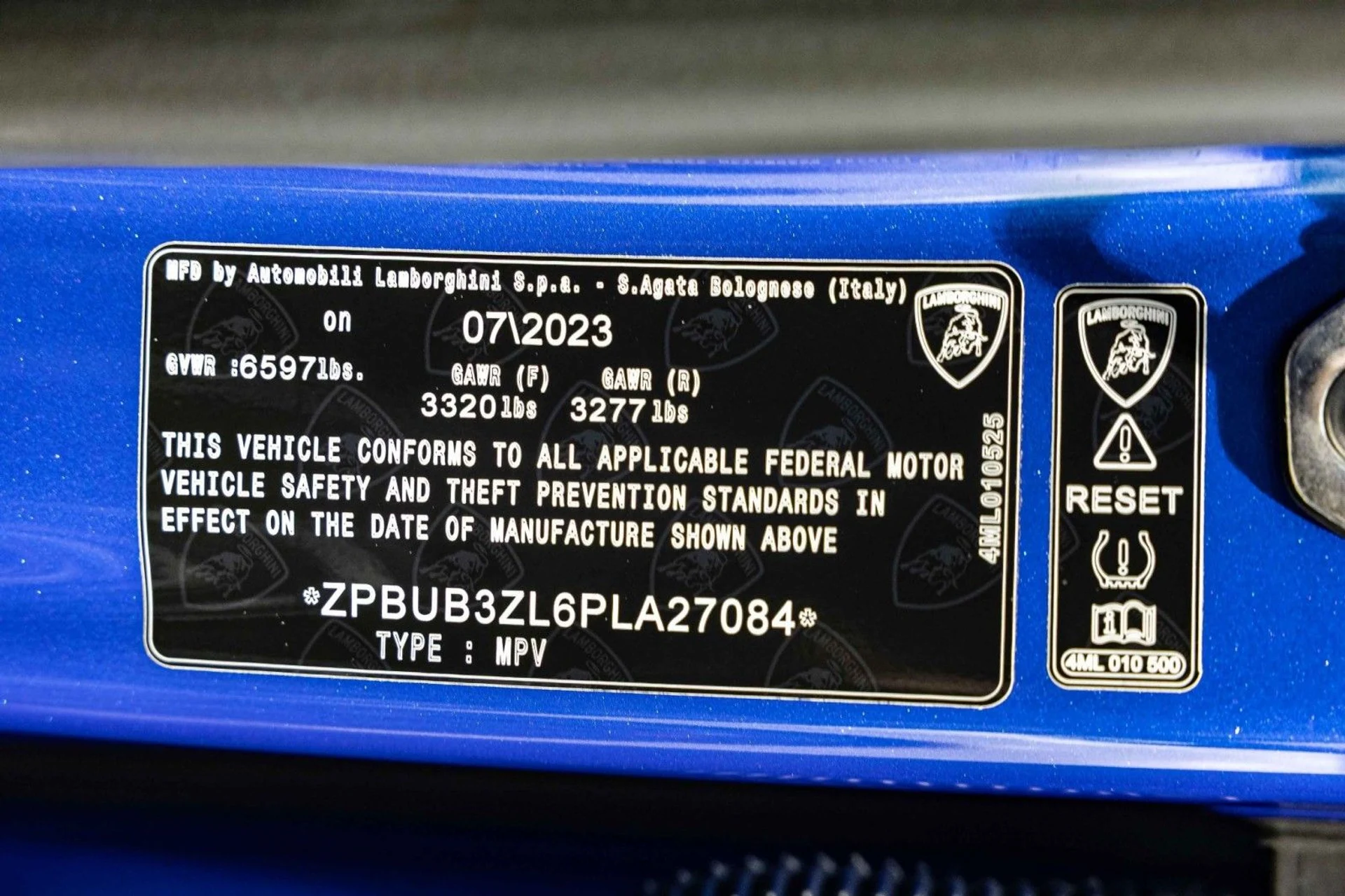 mph048_549813321_2w_db2d94df5b