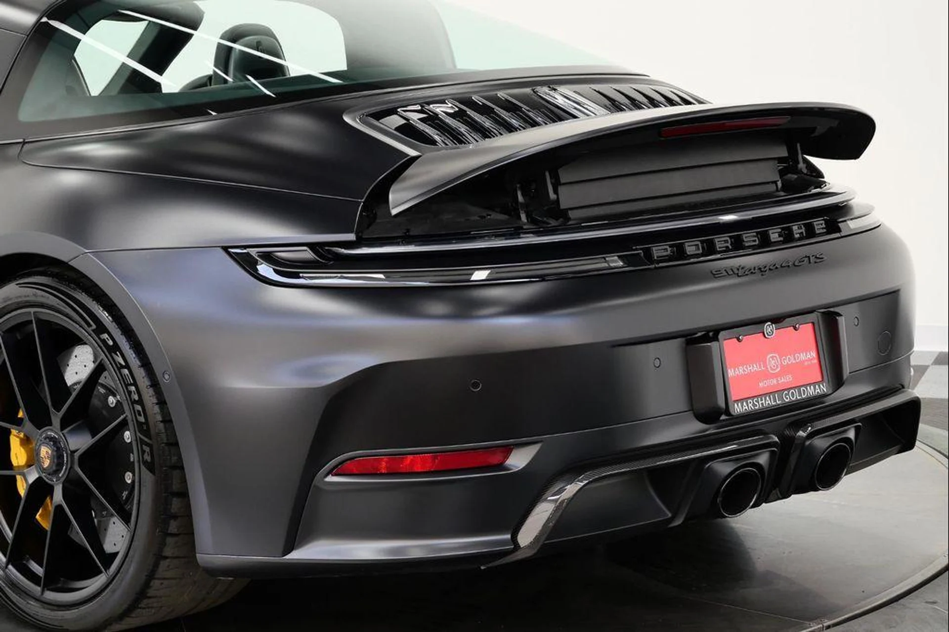 mph048_552876992_dw_C9_Cj_V_By_H69k_IWPLL_Zvx_Dwu_a_M_212dba132a