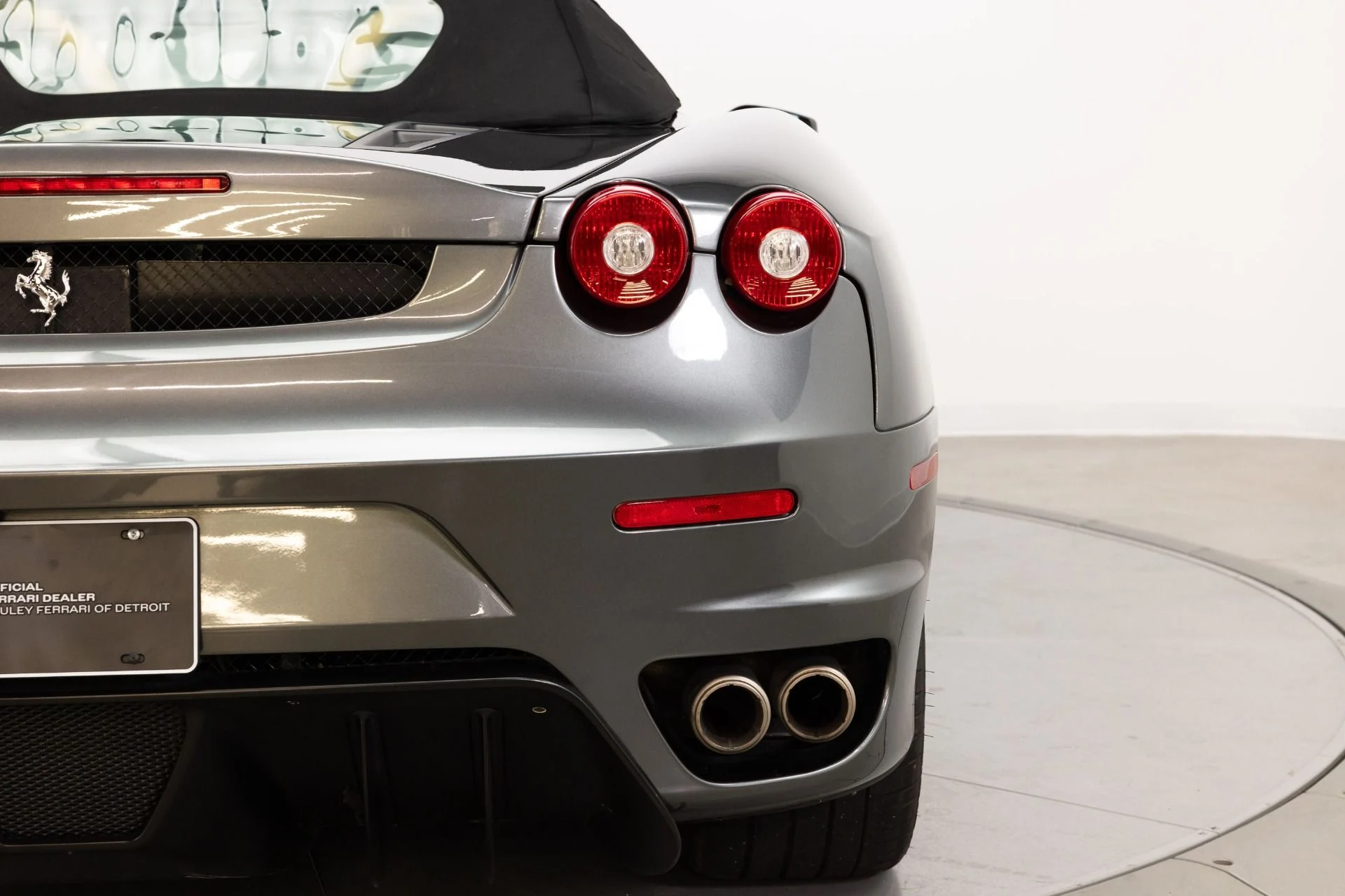 mph048_554964711_Used_2005_Ferrari_F430_F1_Spider_1789063309_7a39dbc983