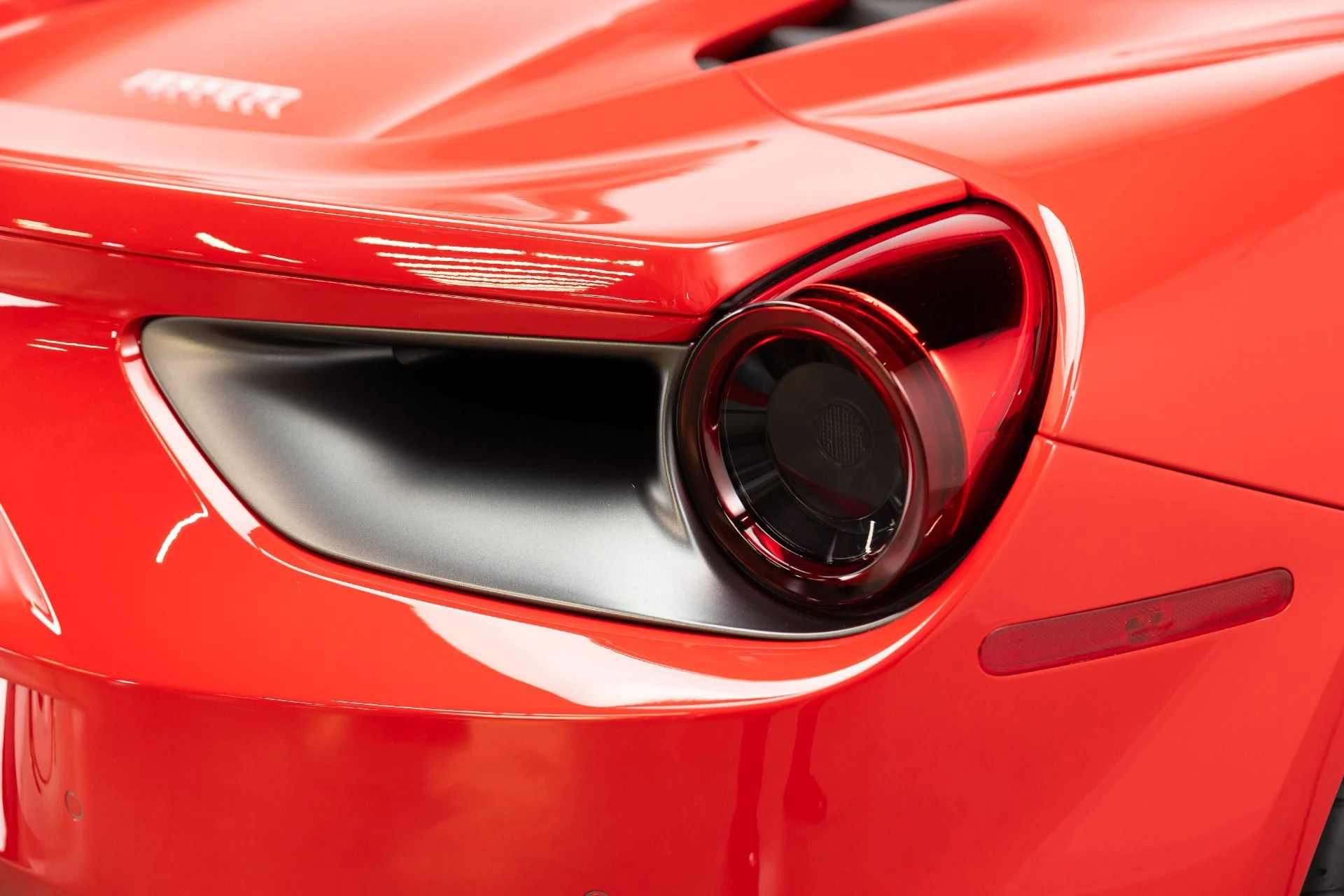 mph048_577742558_Used_2019_Ferrari_488_Spider_1787231247_31630f0e1b