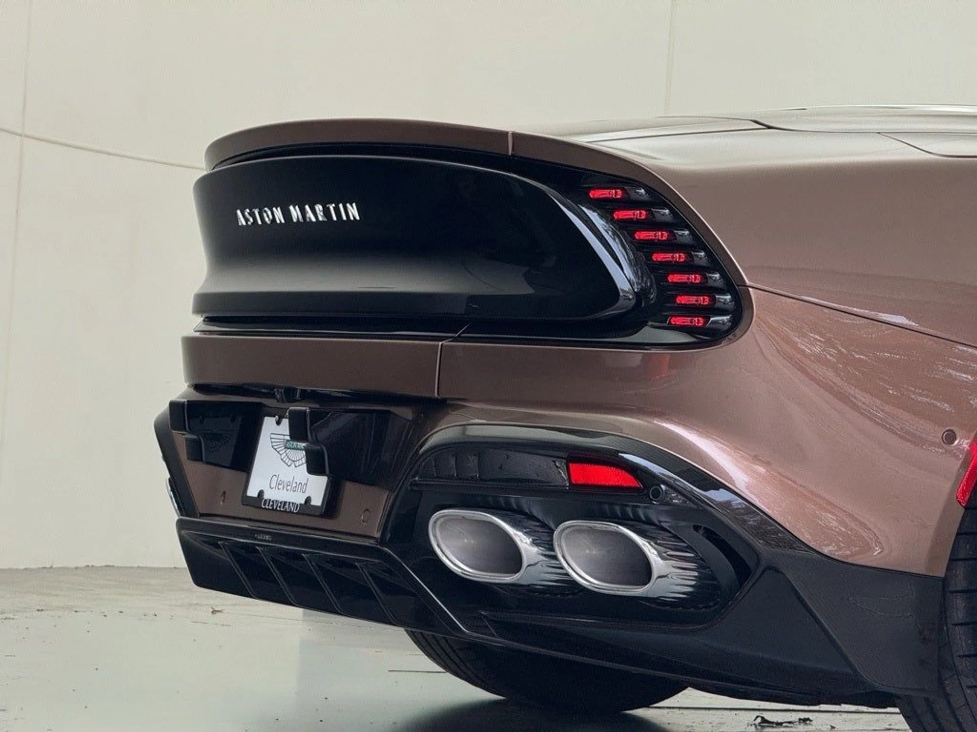 mph048_589566376_49_a4640456ef