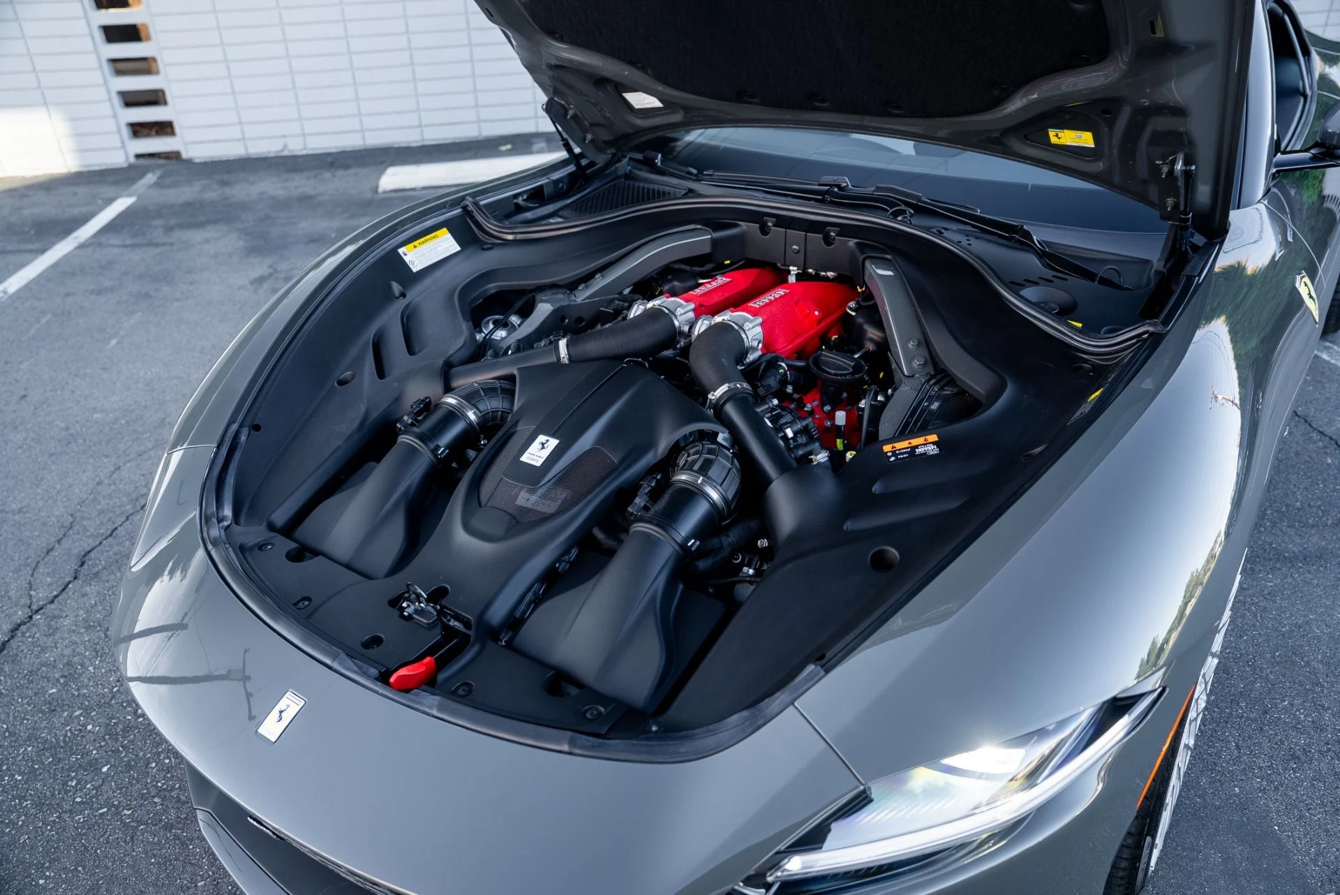 mph048_610596879_Used_2024_Ferrari_Roma_Spider_1764029048_fa523b854b