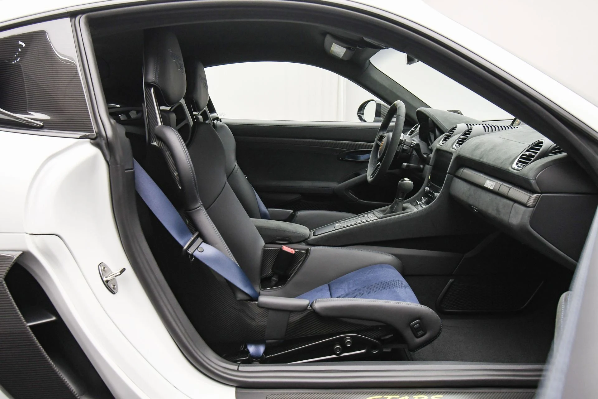 mph048_62146170_1d5f3fc345c64e8e8ab9f89ffe966683_dfd56dac36