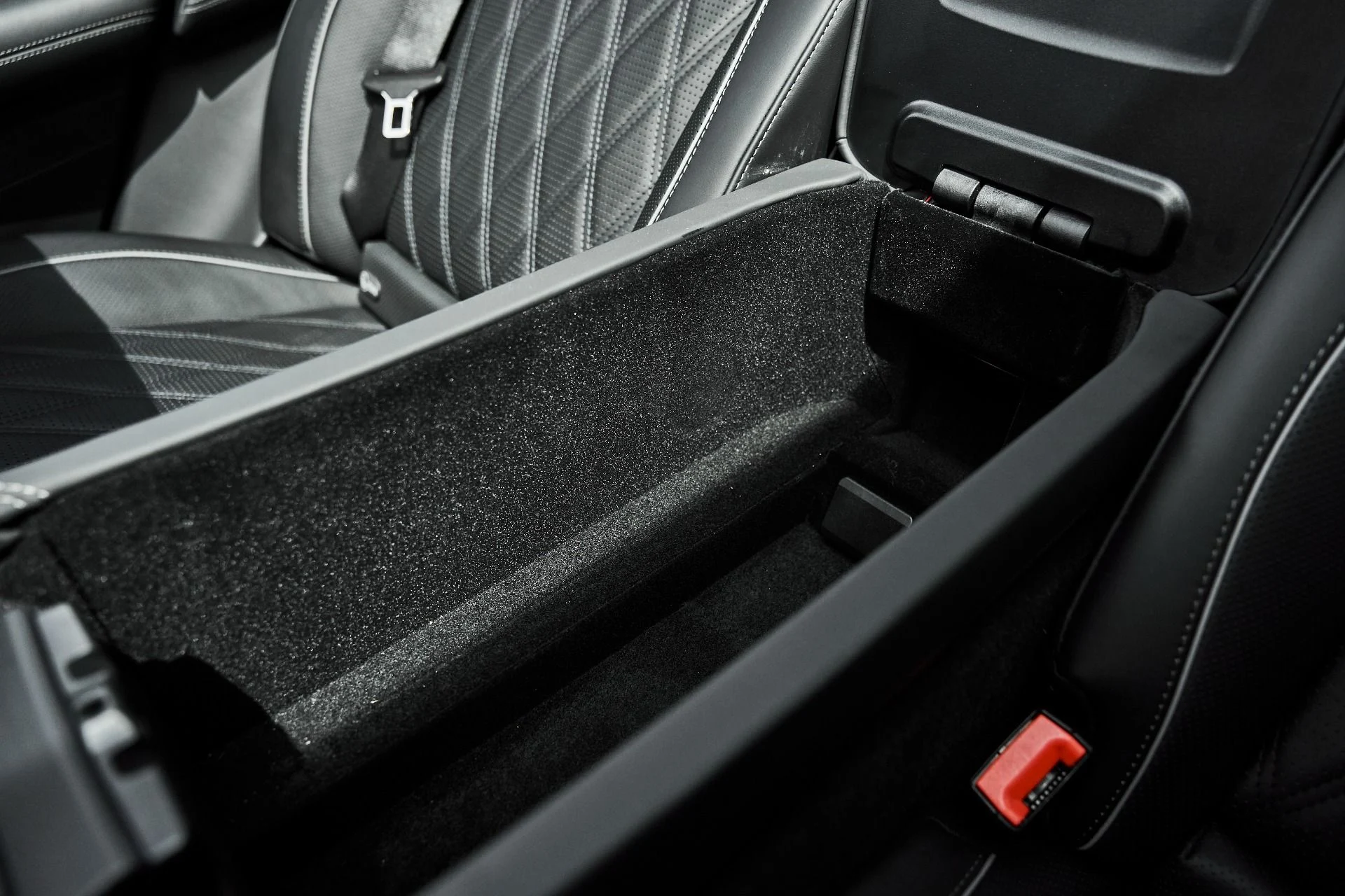 mph048_633719599_Used_2024_Mercedes_Benz_GLS_Maybach_GLS_600_1776550632_beb49a8472