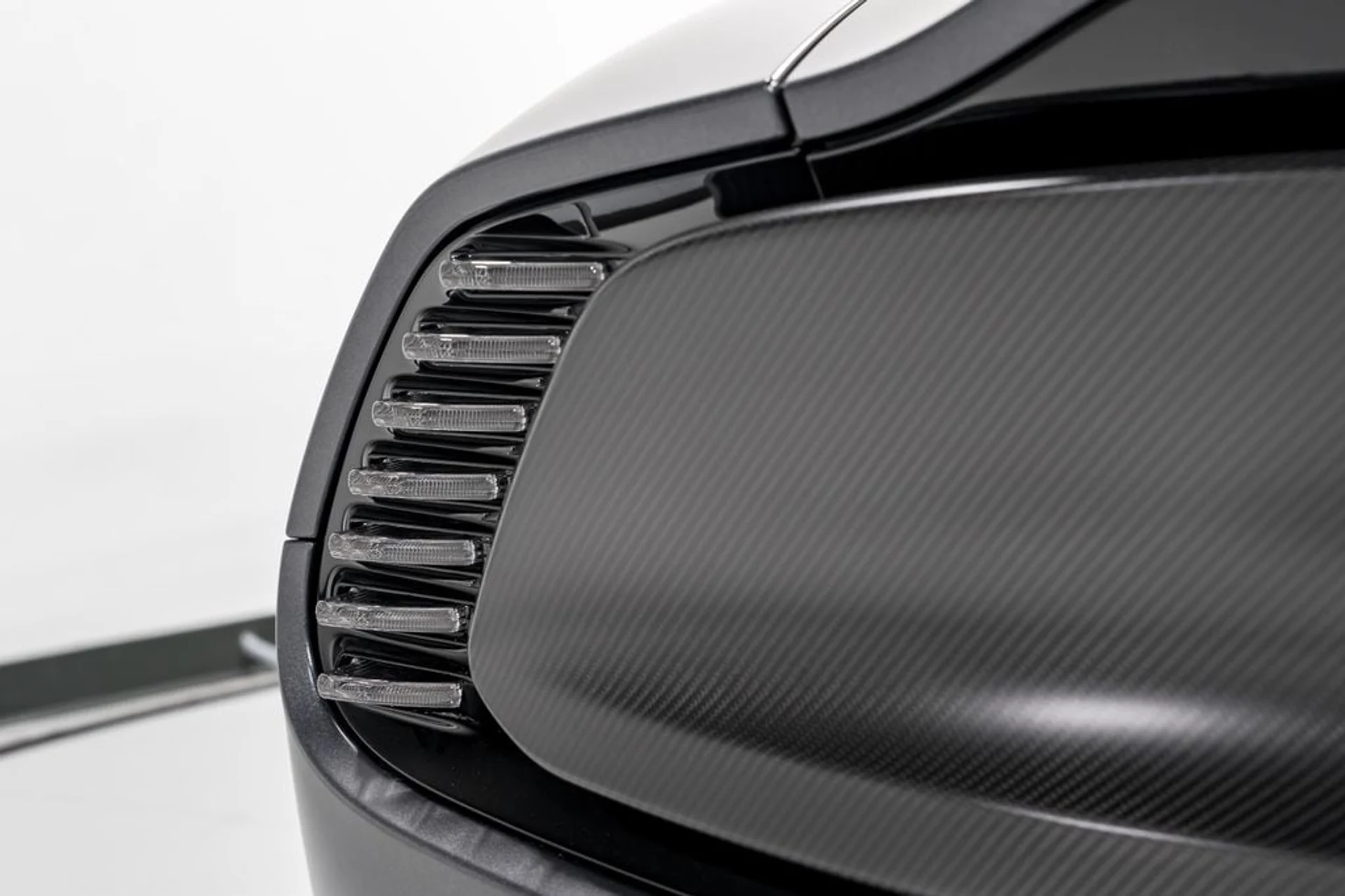 mph048_651622492_a866ce2465d24845181c2f379571b75bx_a1167d5df1