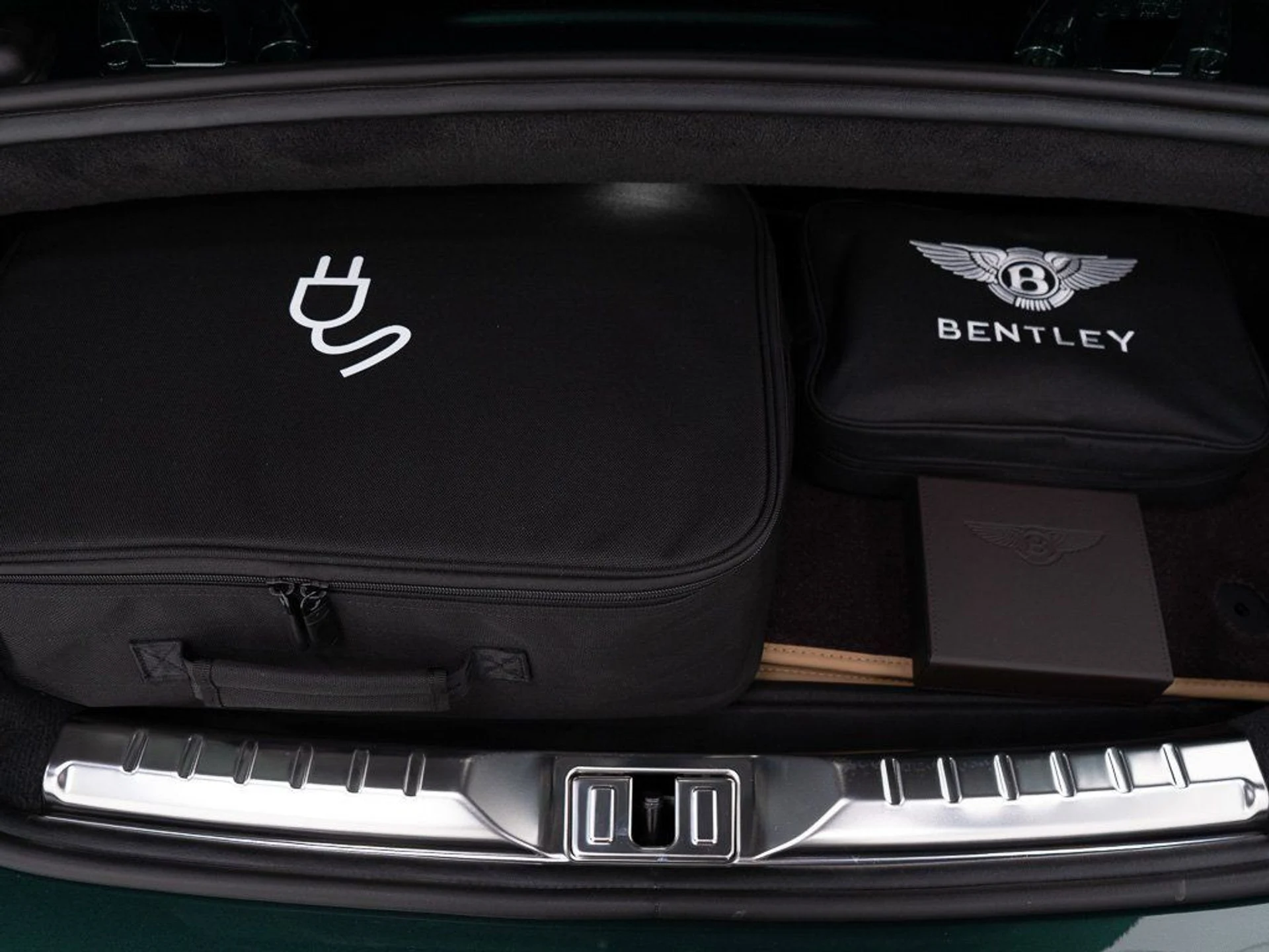 mph048_652191861_21b9f1c3face318ef3c7fbc5547b2b71_1795039450