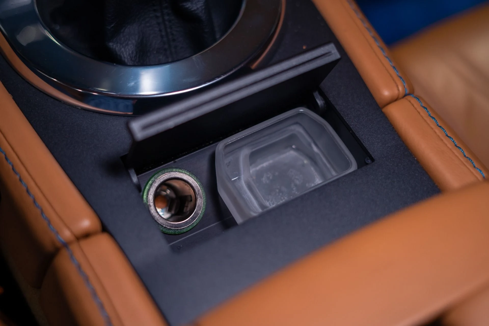 mph048_655652917_Used_2011_Aston_Martin_V12_Vantage_Manual_Transmission_Aviemore_Blue_1785170153_760746a95a