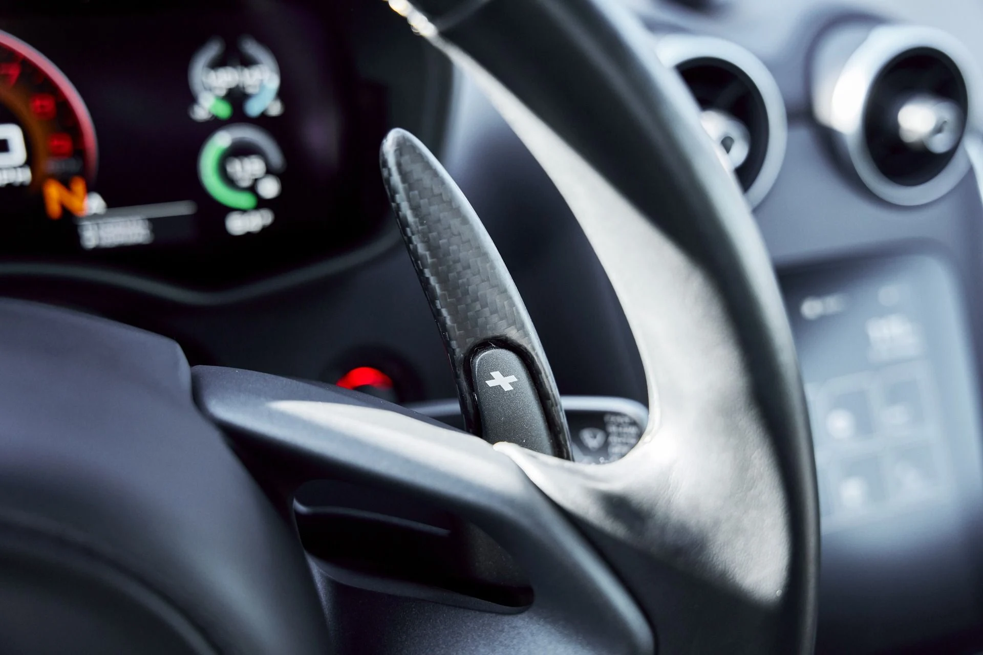 mph048_658778843_Used_2020_Mc_Laren_570_S_1768499823_a56d4daa63