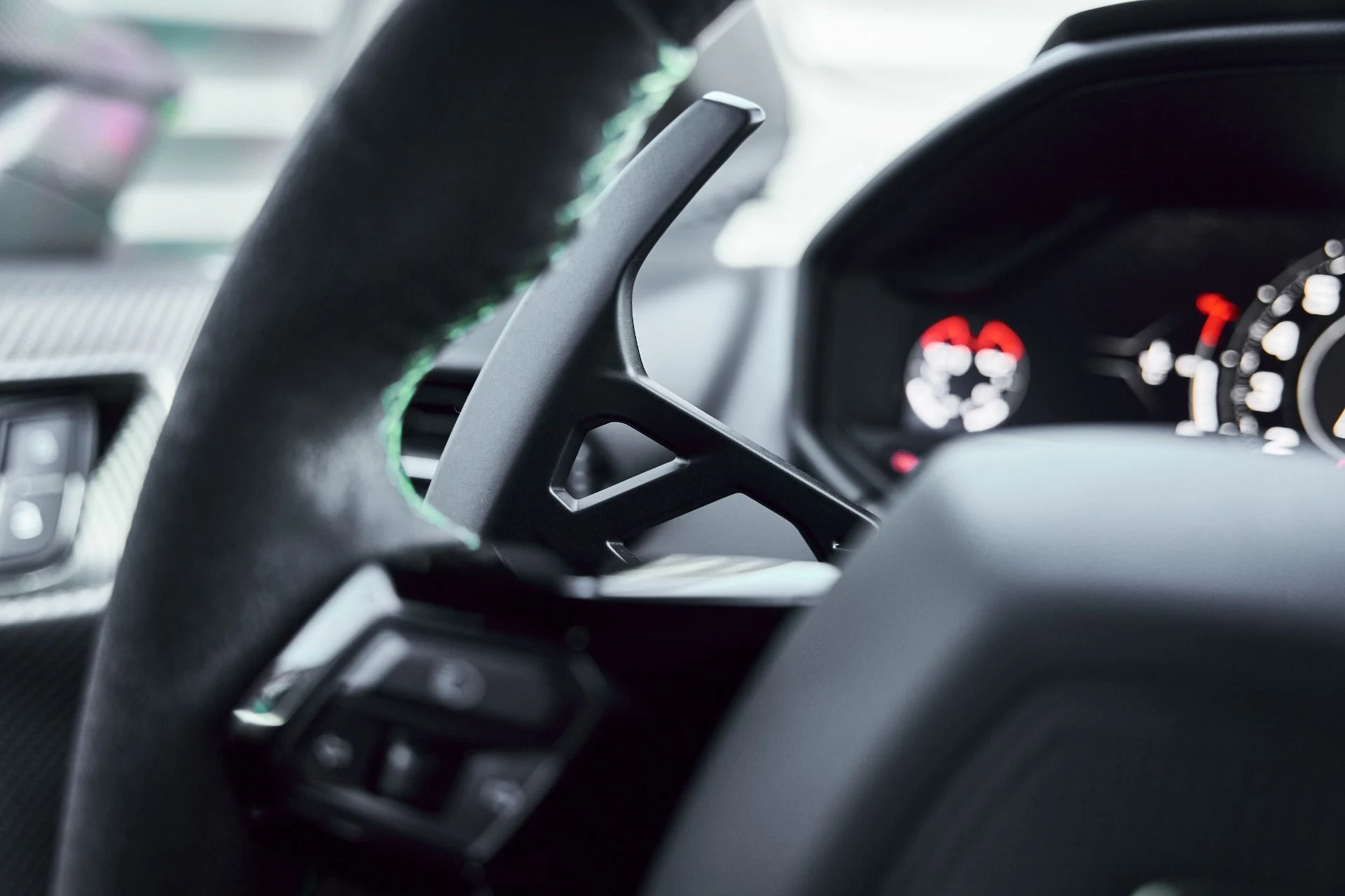 mph048_673114307_Used_2024_Lamborghini_Huracan_Sterrato_Base_1774300147_41fde46926