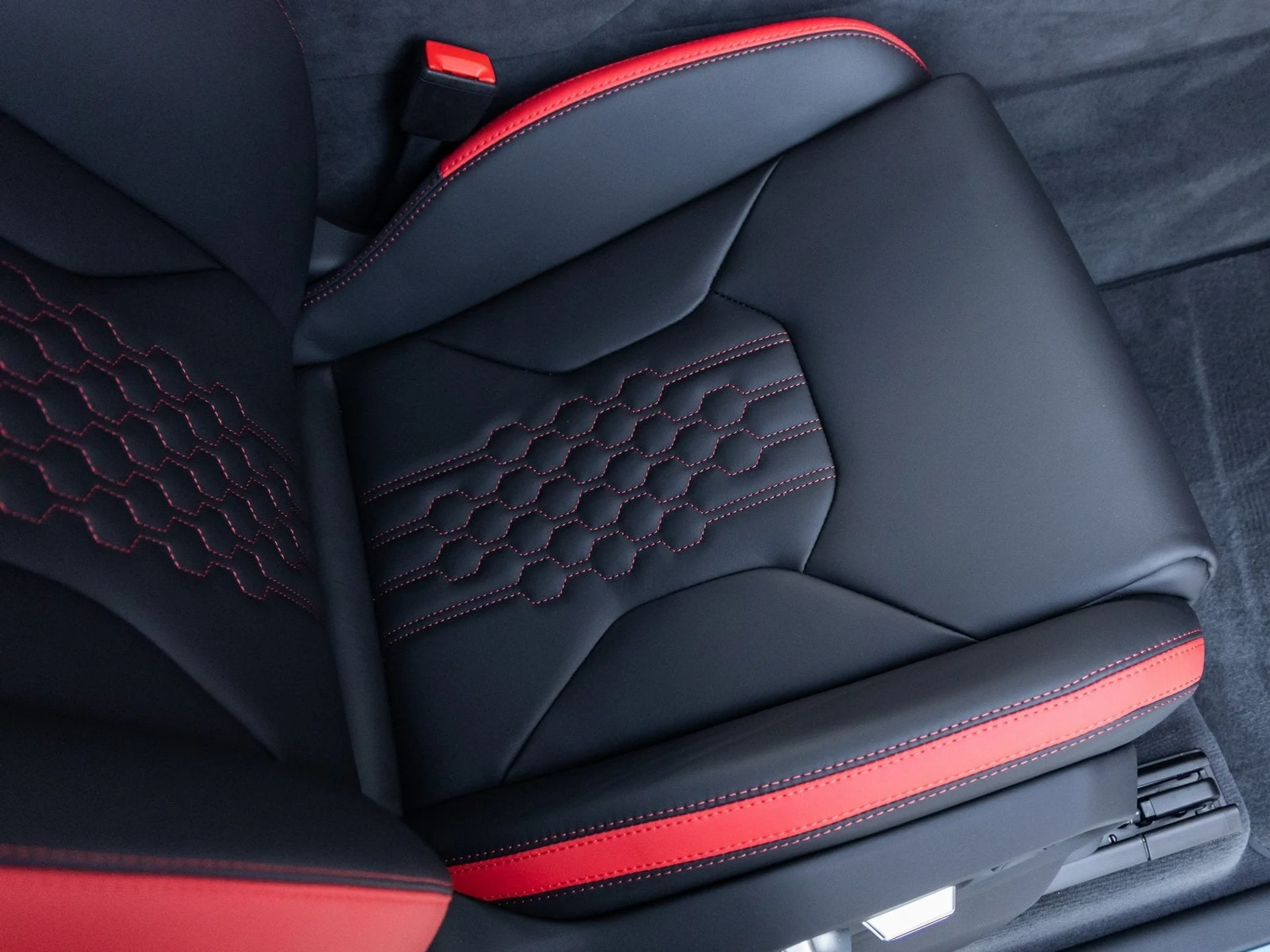 mph048_673265751_49_9c2e989f31