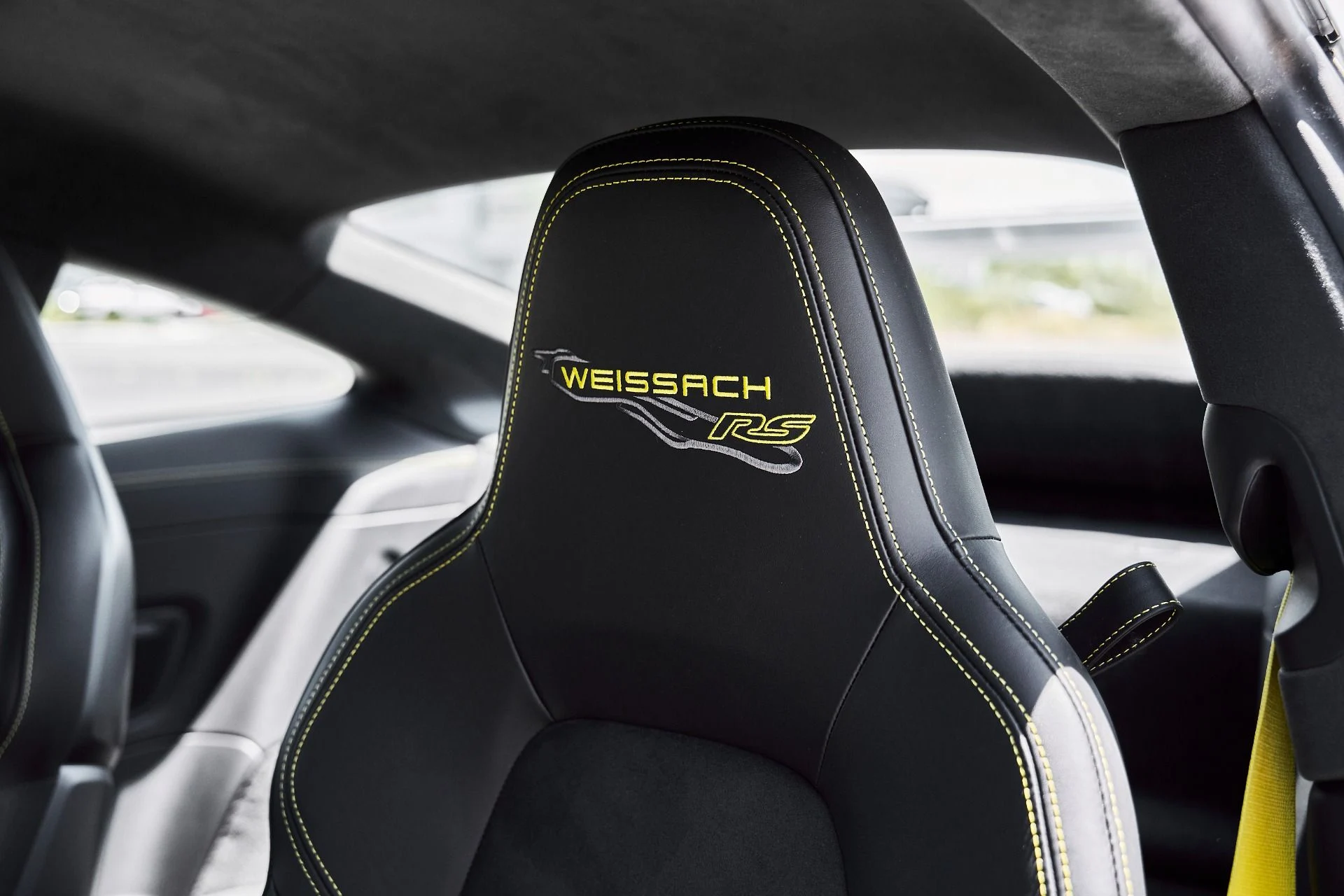 mph048_676725856_Used_2025_Porsche_911_GT_3_RS_1780614747_70b8c71ea4