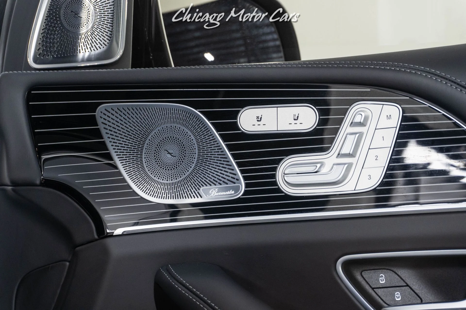 mph048_689016965_10022_p49_l_720faf9d5f