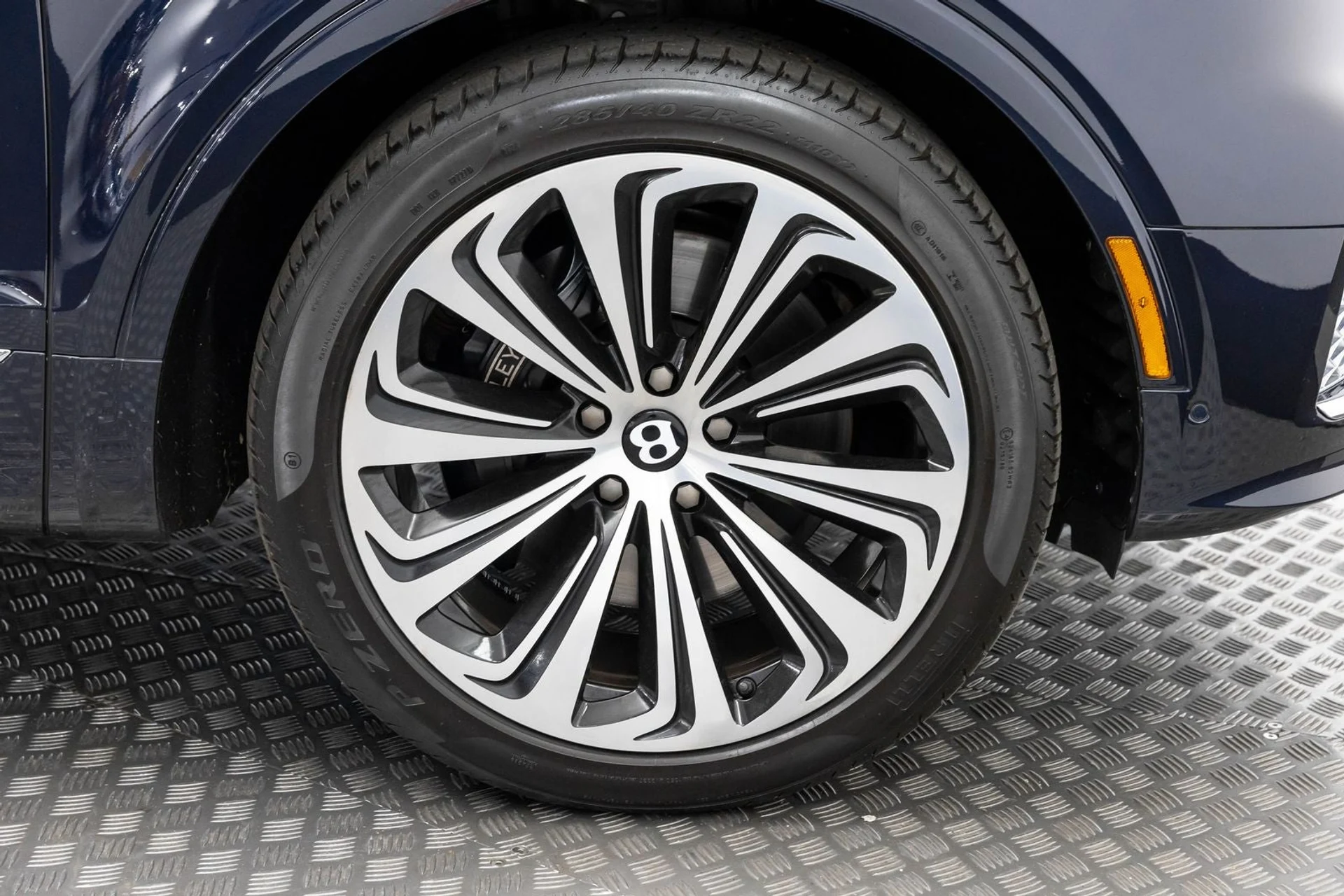 mph048_696535967_49_2c55922f8a